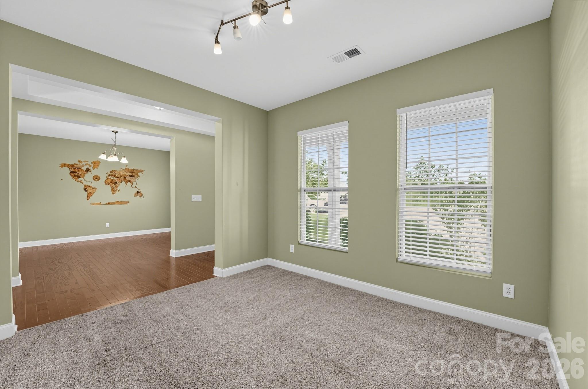 Single Family Residence at 284 Oakbourne Lane, Rock Hill, photo 8 of 26