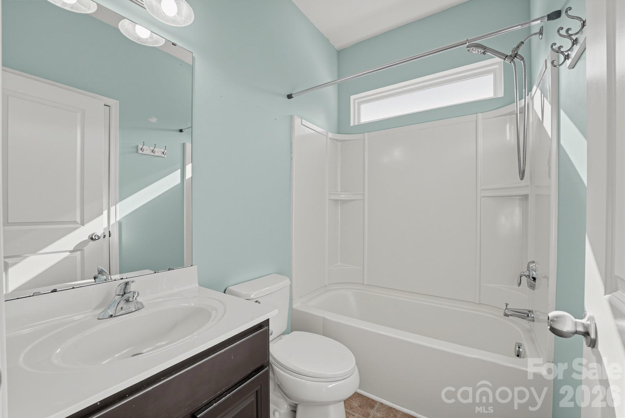 Single Family Residence at 284 Oakbourne Lane, Rock Hill, photo 24 of 26