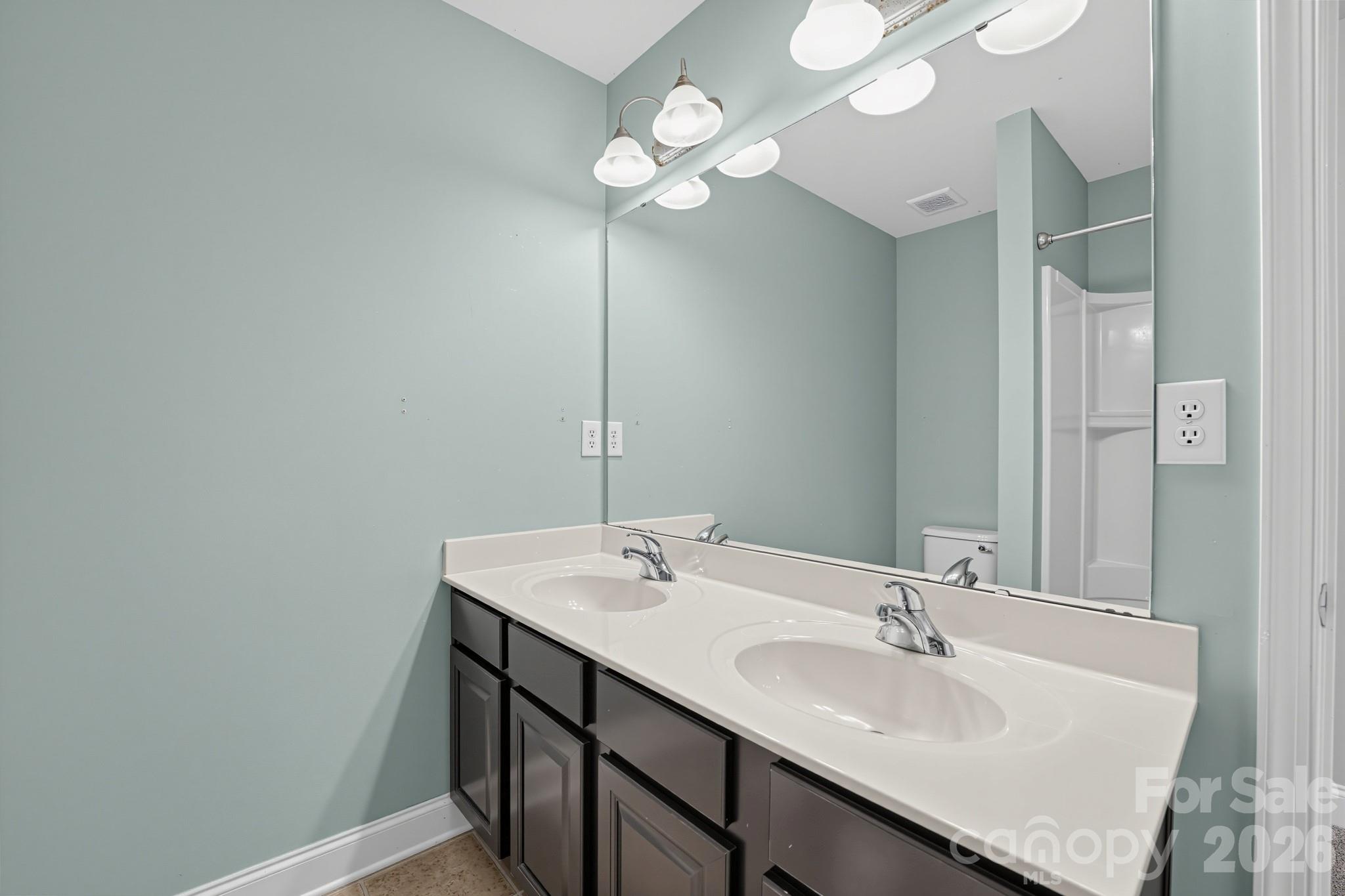 Single Family Residence at 284 Oakbourne Lane, Rock Hill, photo 25 of 26