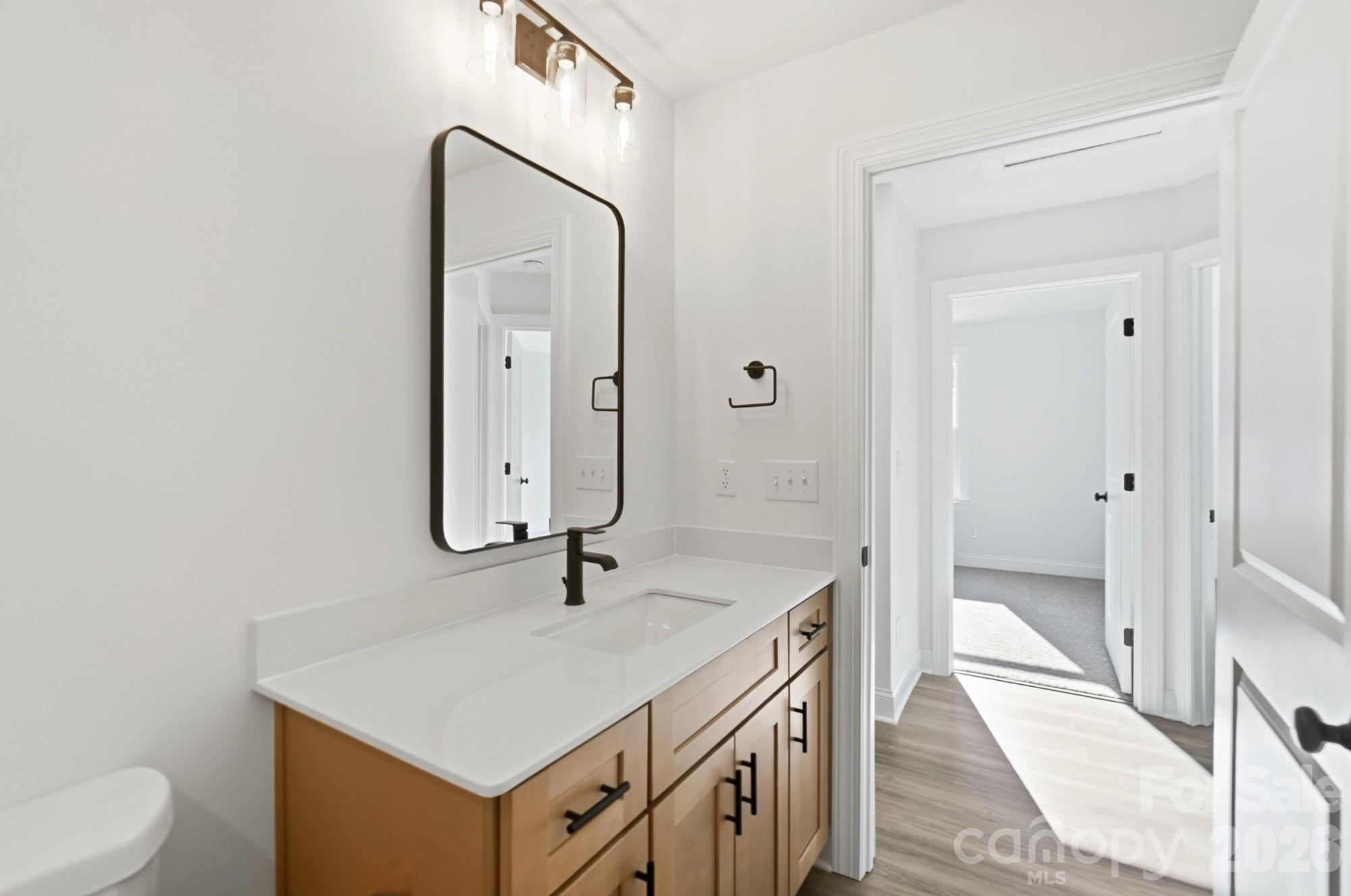 Full Bathroom - 1074 Mountain Crest Drive, Kings Mountain