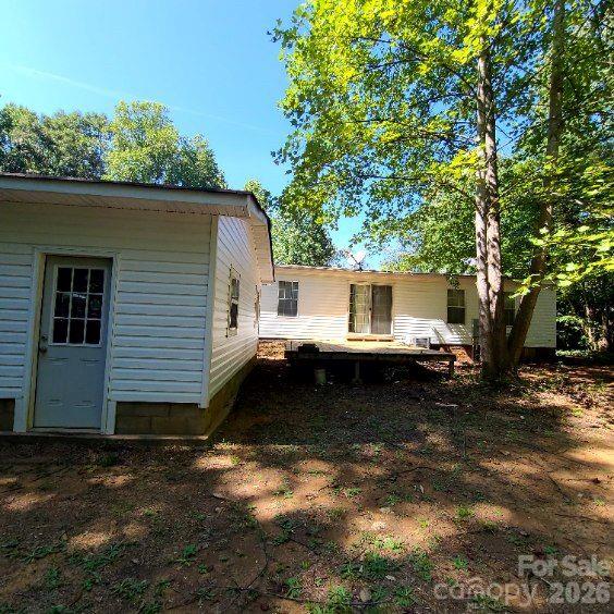 Single Family Residence at 293 Tumbleweed Drive, Salisbury, photo 3 of 13