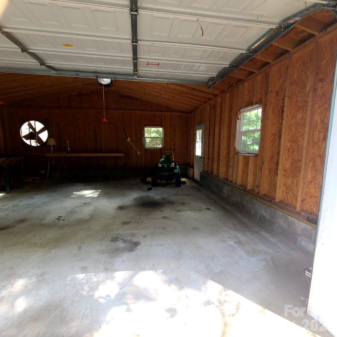 Single Family Residence at 293 Tumbleweed Drive, Salisbury, photo 11 of 13