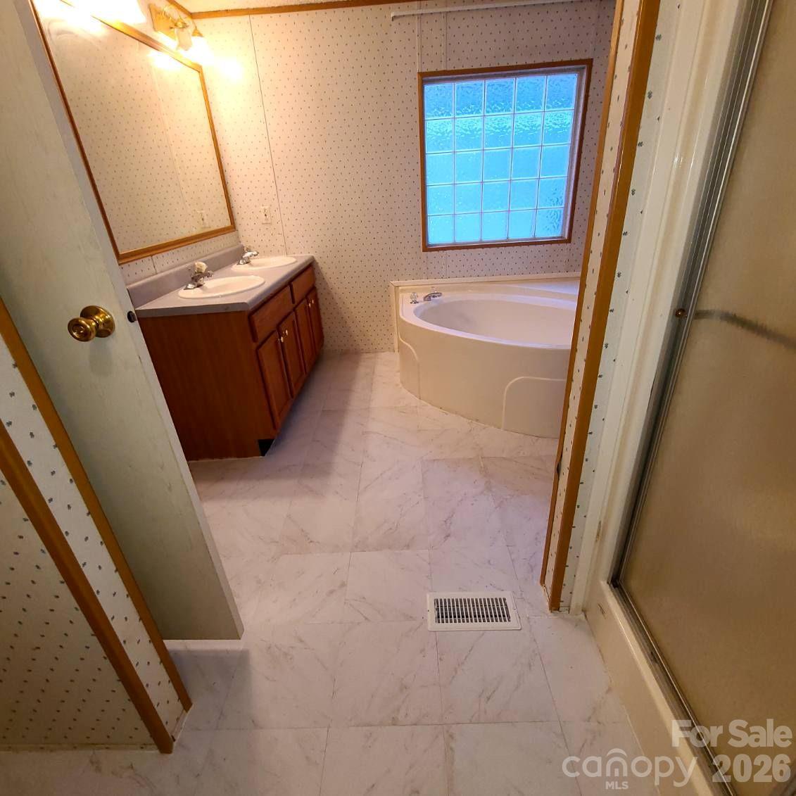 Single Family Residence at 293 Tumbleweed Drive, Salisbury, photo 13 of 13
