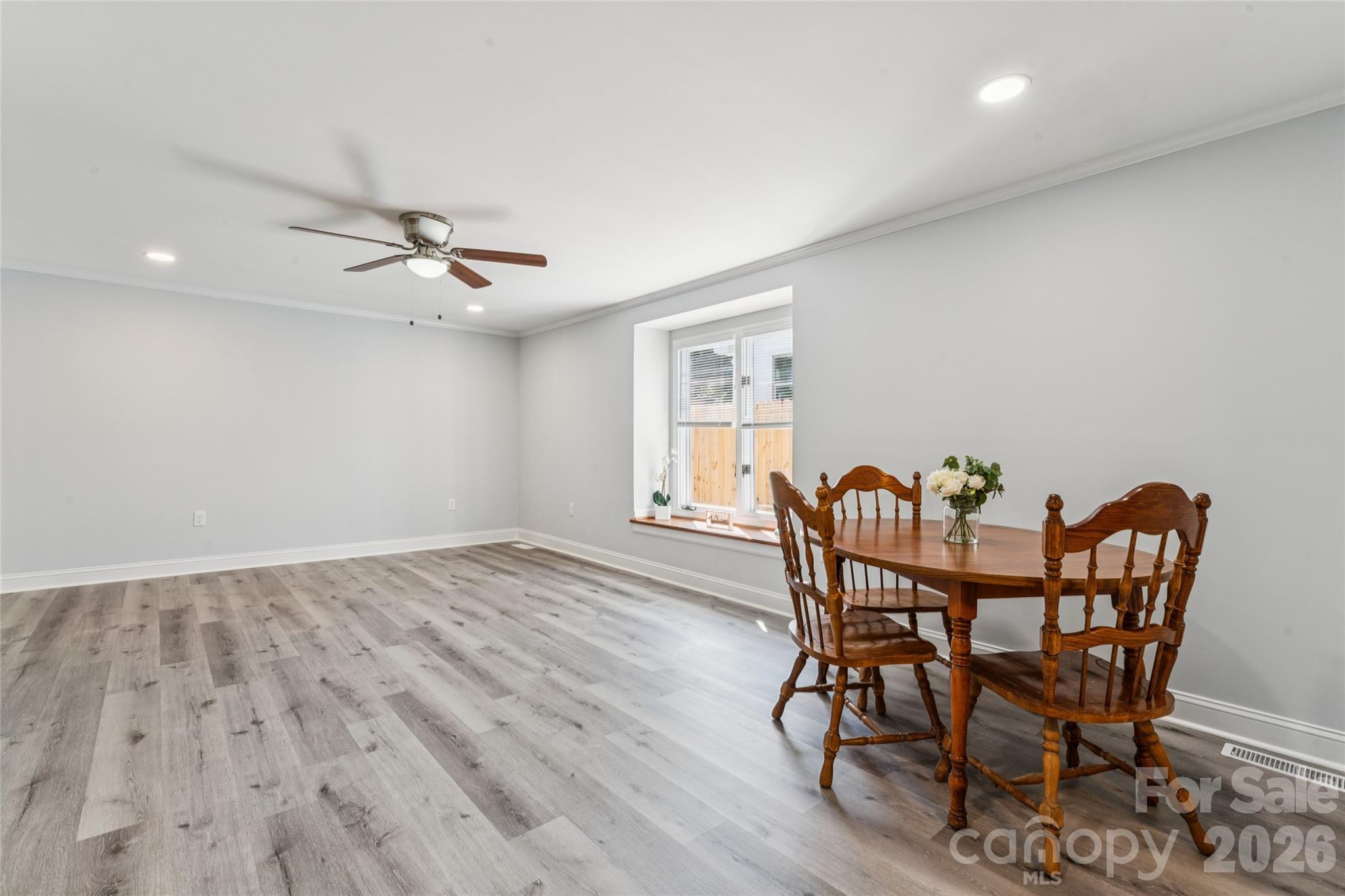 Single Family Residence at 172 Eudy Drive NW, Concord, photo 14 of 44