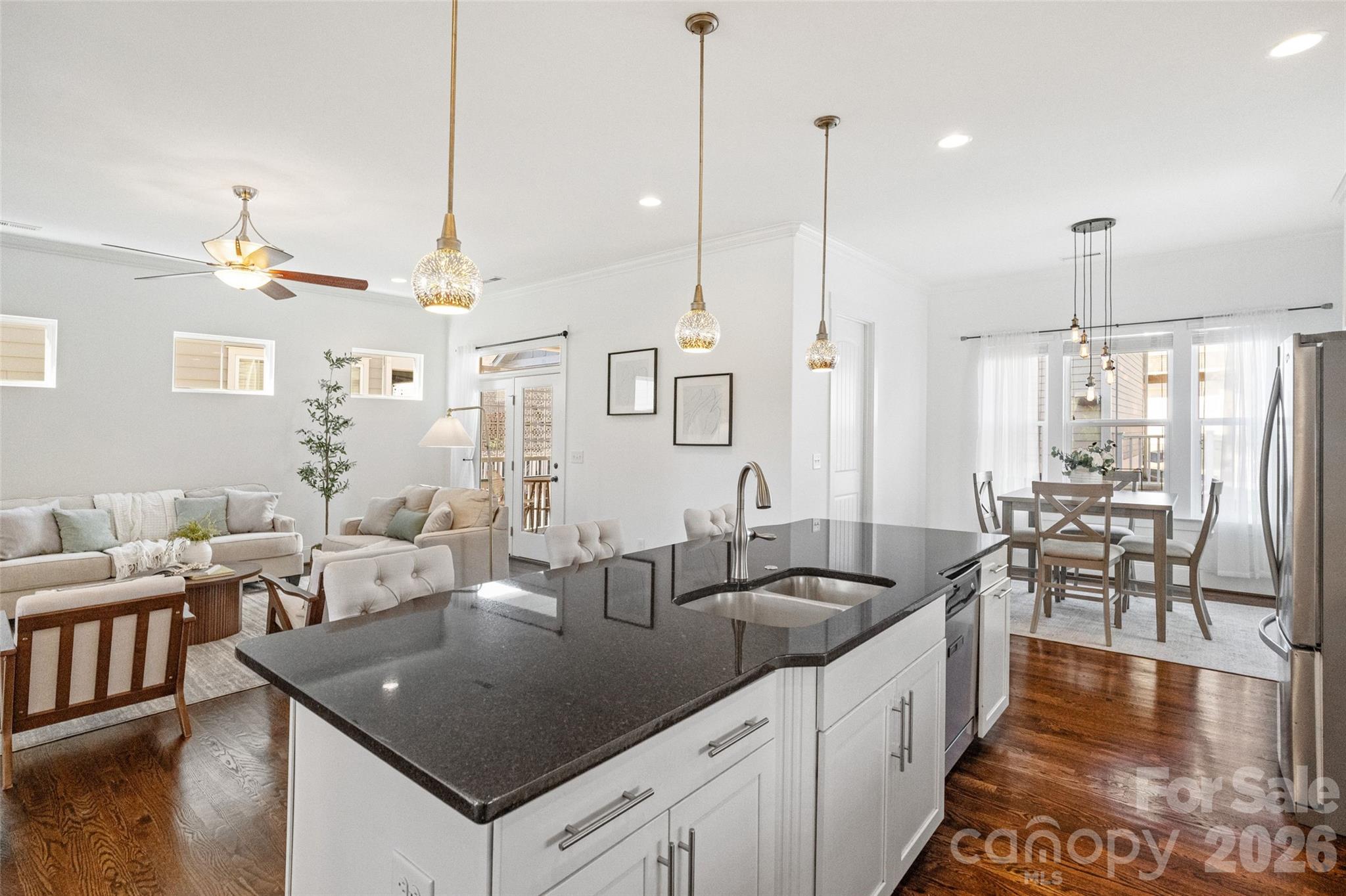 Single Family Residence at 966 Herrons Ferry Road, Rock Hill, photo 14 of 48