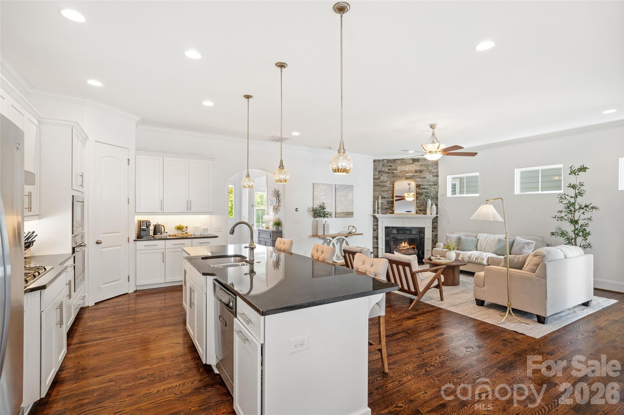 Single Family Residence at 966 Herrons Ferry Road, Rock Hill, photo 15 of 48