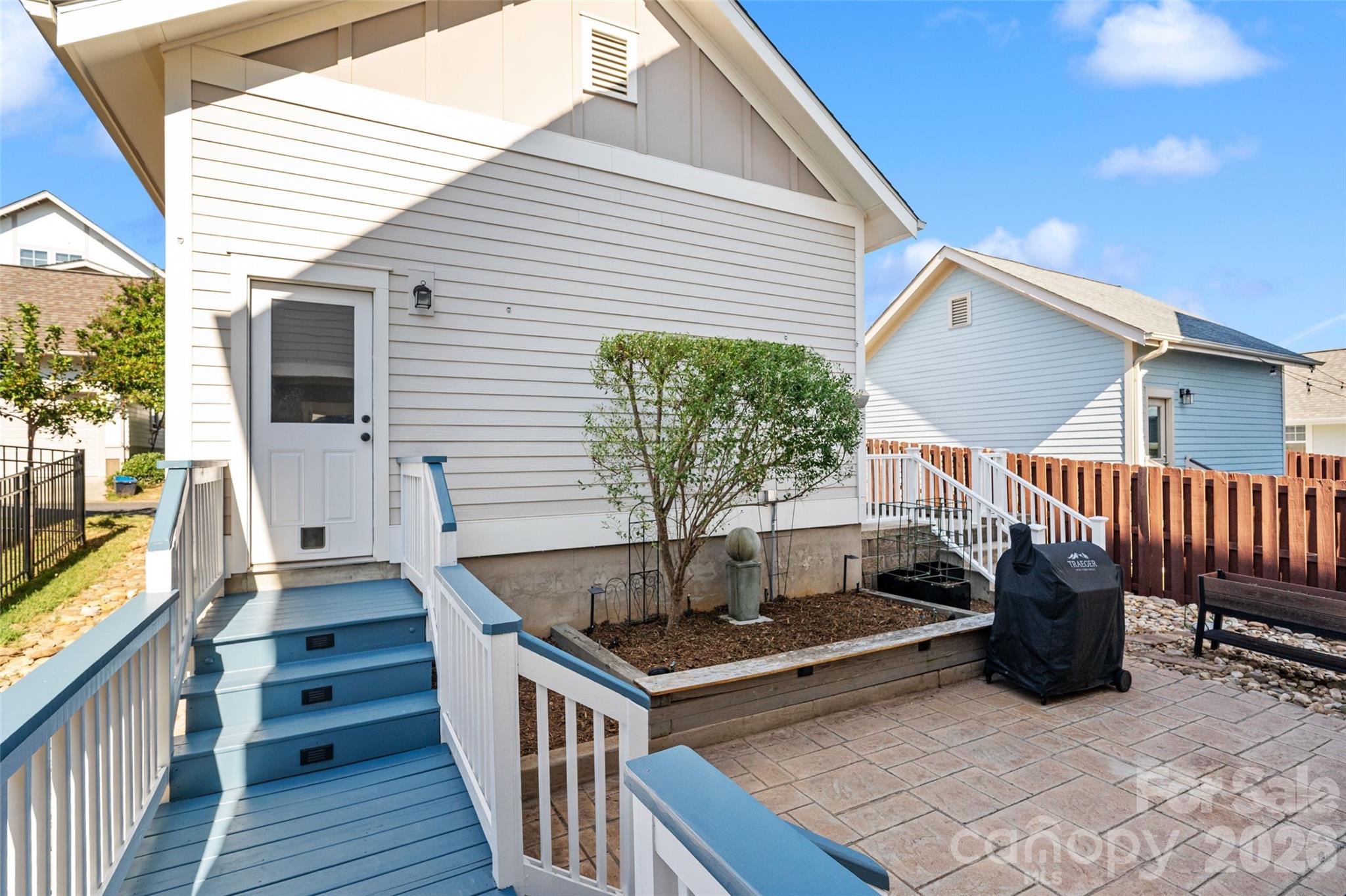 Walk to garage - 966 Herrons Ferry Road, Rock Hill