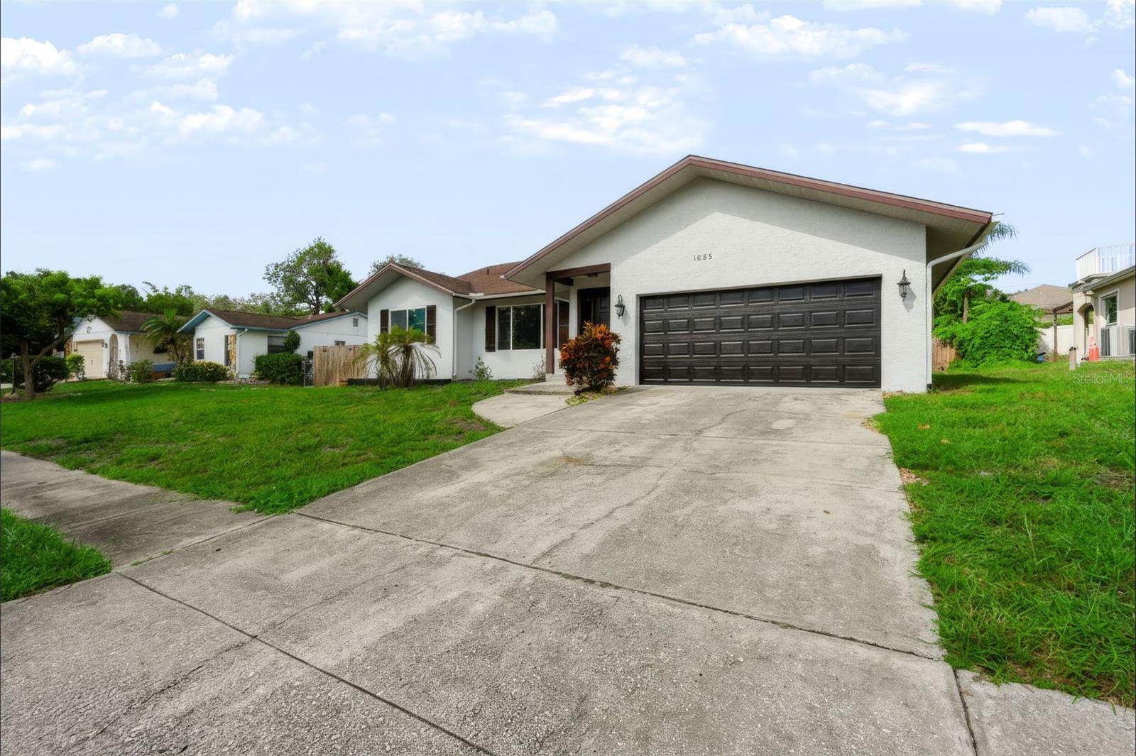1035 ANCLOTE DR