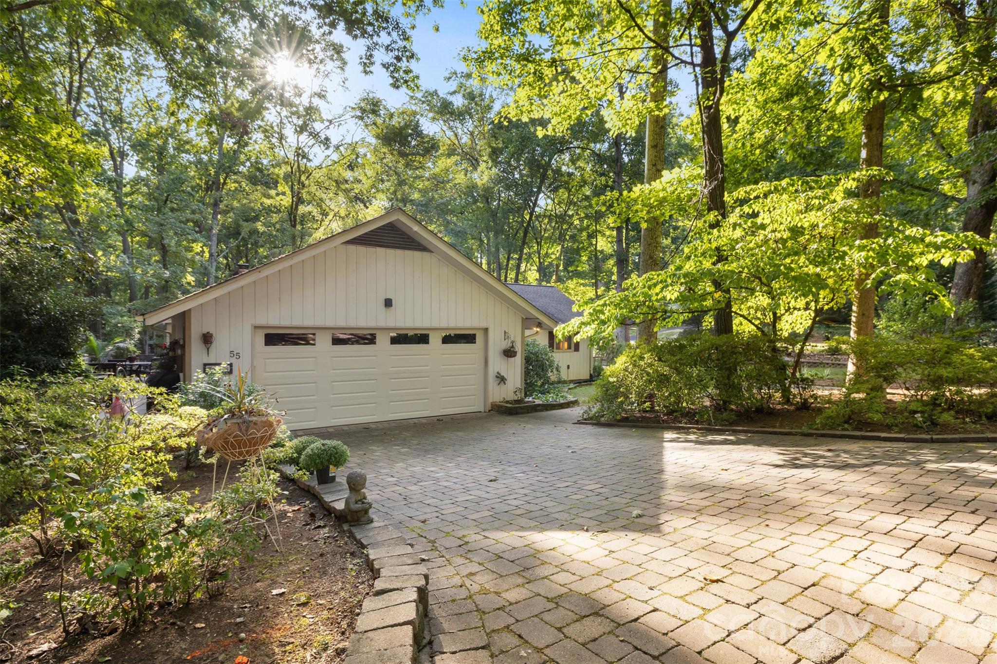 Two car garage - 55 Heritage Drive, Lake Wylie
