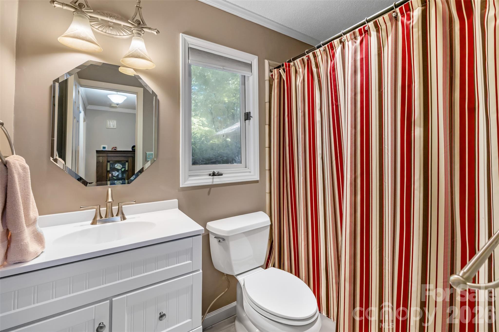 Guest bathroom - 55 Heritage Drive, Lake Wylie