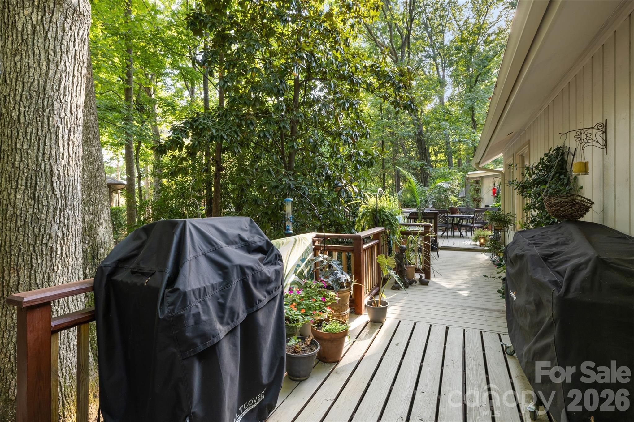 Back deck leading to back patio - 55 Heritage Drive, Lake Wylie