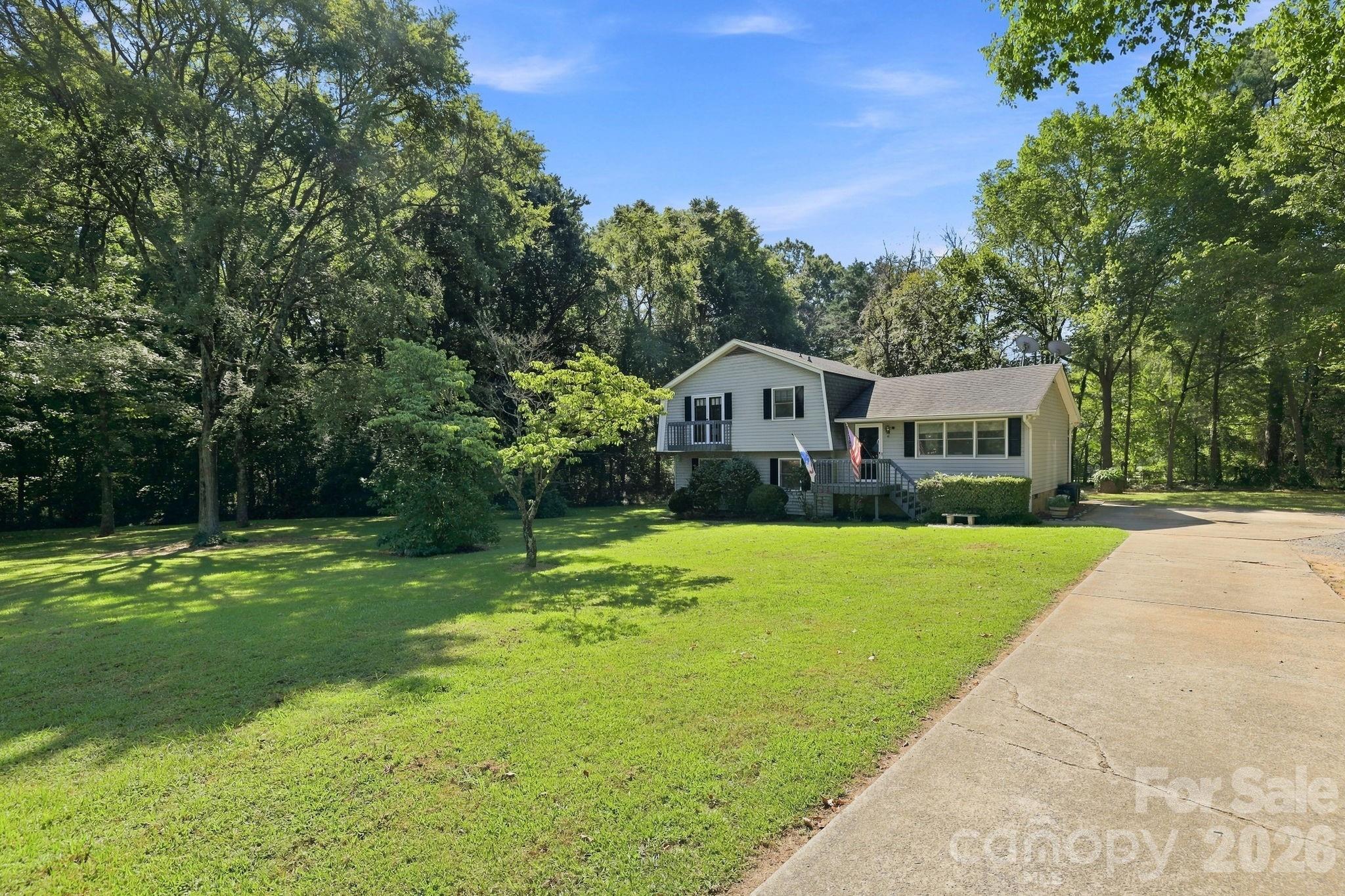 Single Family Residence at 5421 Woodside Drive, Rock Hill, photo 32 of 33