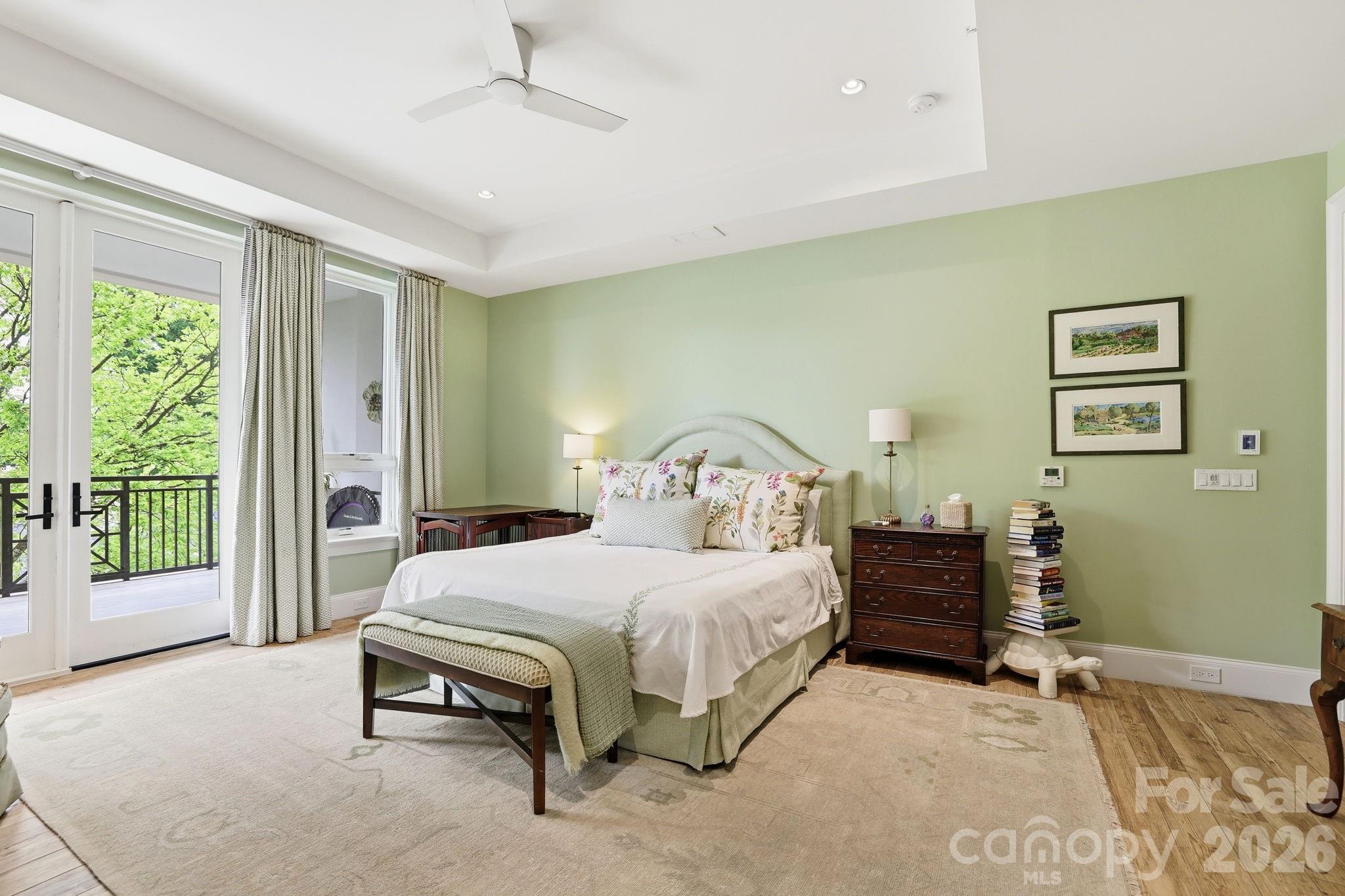 Condominium at 130 Cherokee Road, Charlotte, photo 22 of 48