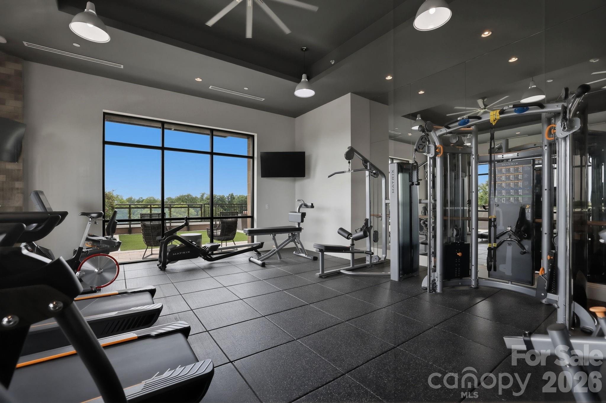 Condominium at 130 Cherokee Road, Charlotte, photo 43 of 48
