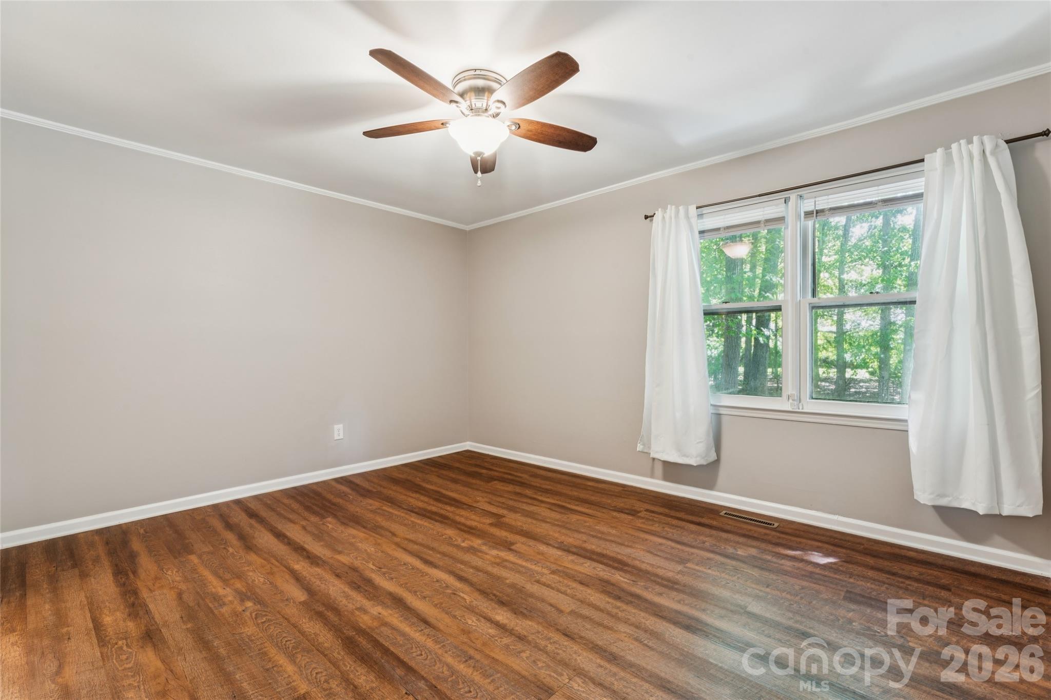 Primary bedroom - 611 Woodland Drive, Rockwell