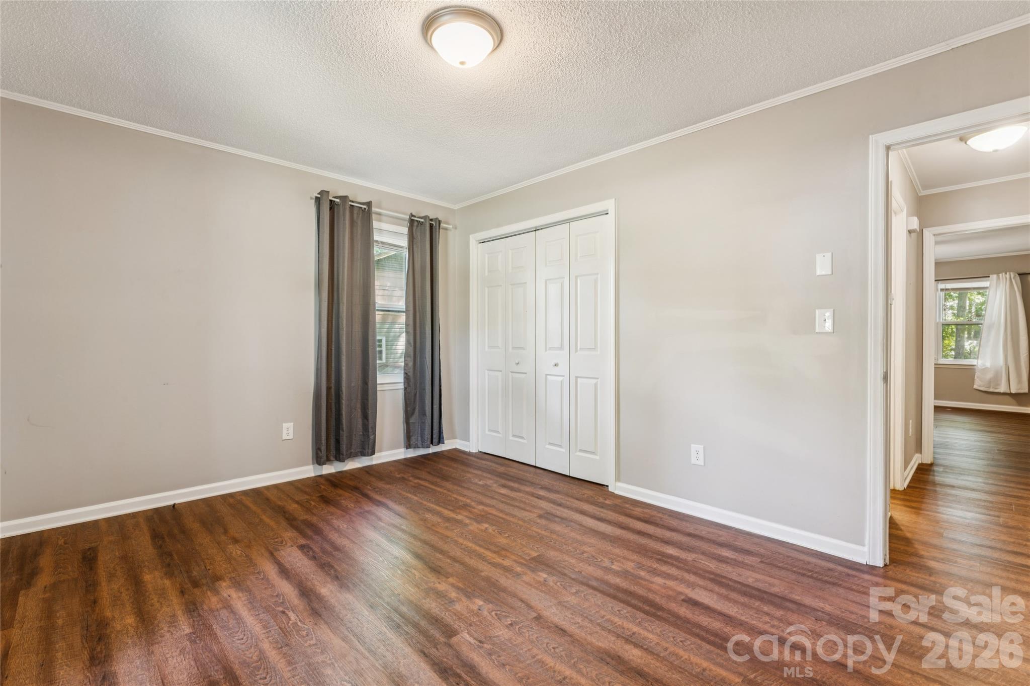 Single Family Residence at 611 Woodland Drive, Rockwell, photo 28 of 48