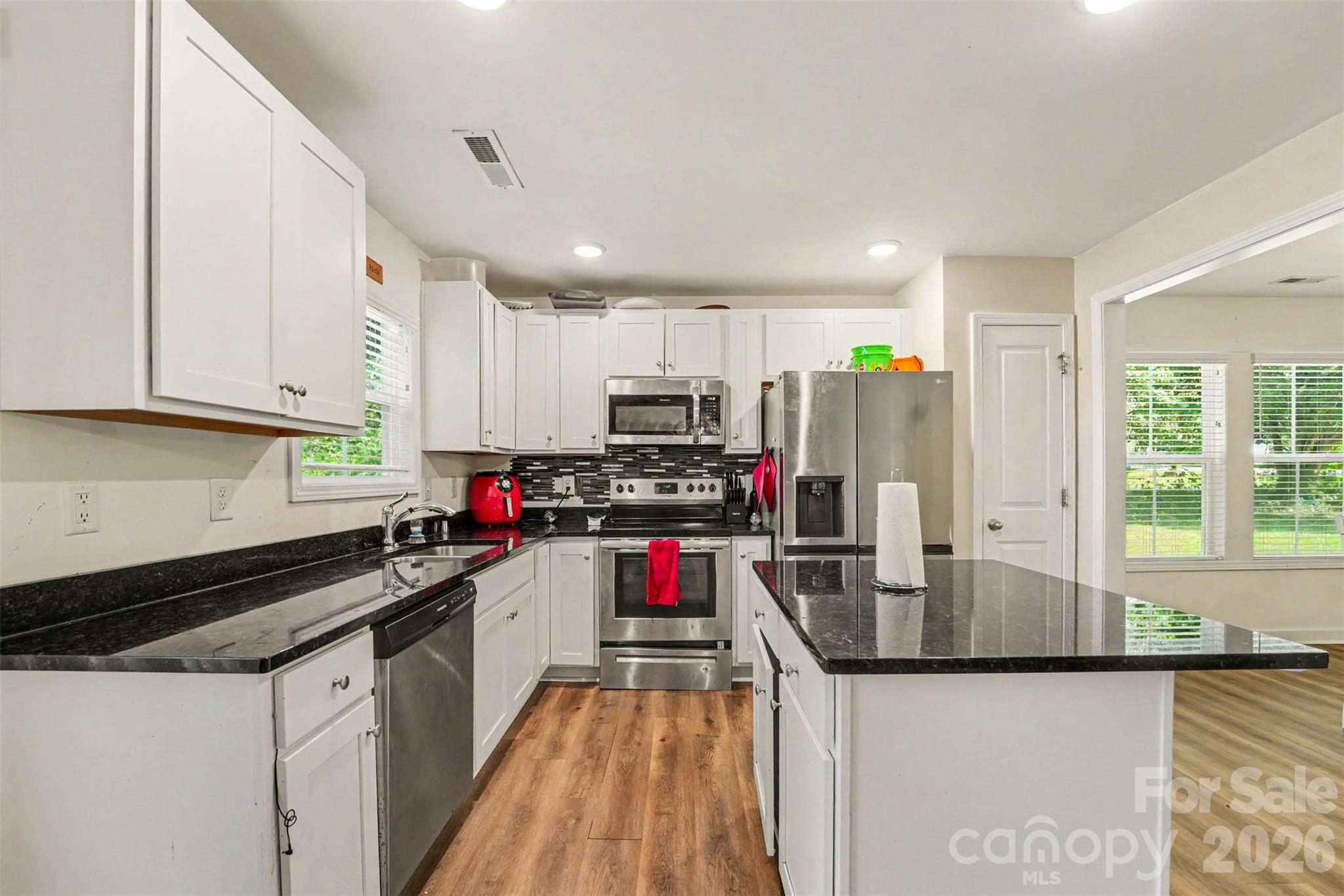 Single Family Residence at 815 Sunset Drive, Salisbury, photo 10 of 23