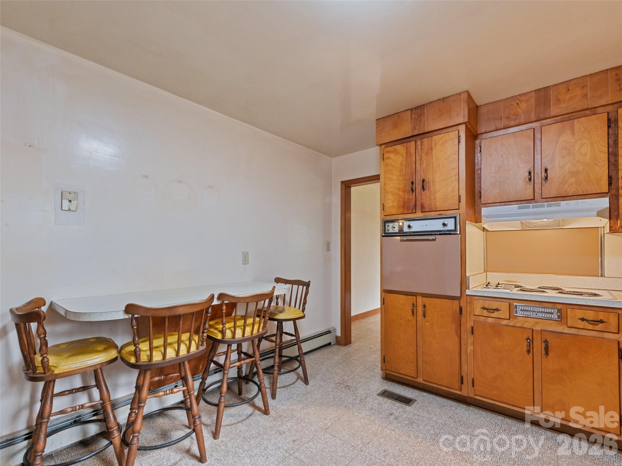 Single Family Residence at 2968 Dutch Cove Road, Canton, photo 16 of 30