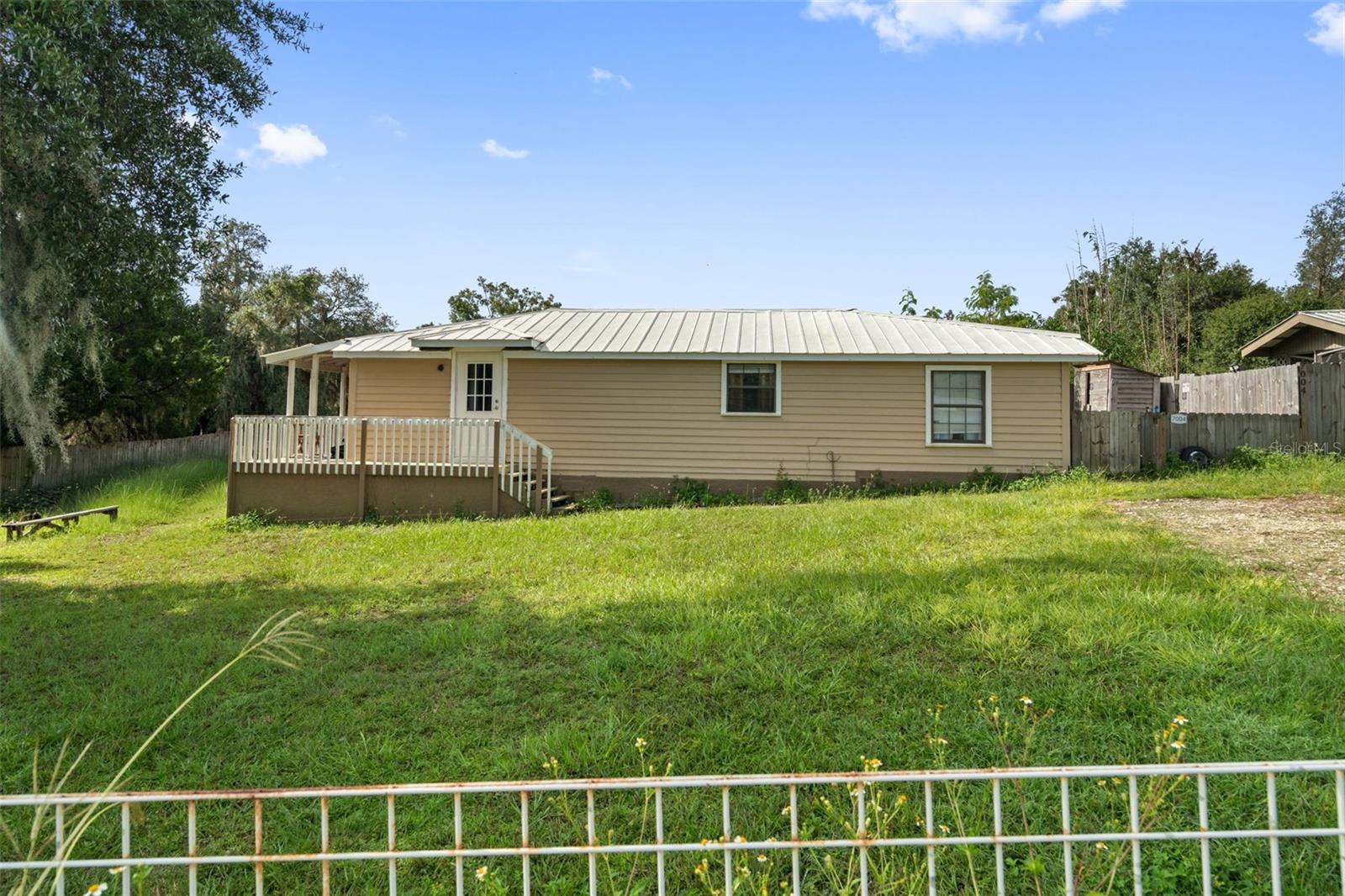 7004 E HIDDEN CT