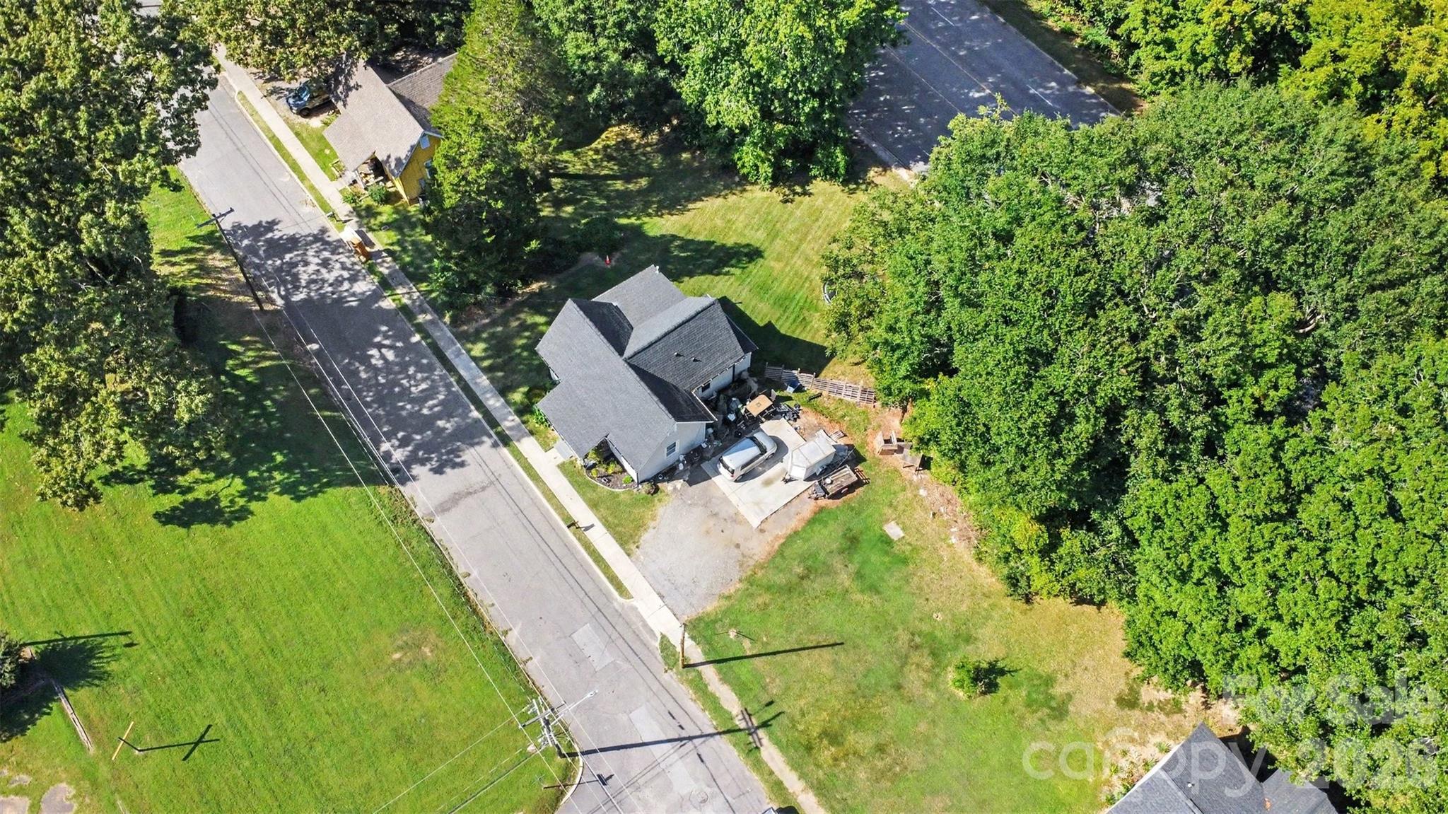 Single Family Residence at 1104 W 7th Avenue, Gastonia, photo 20 of 26