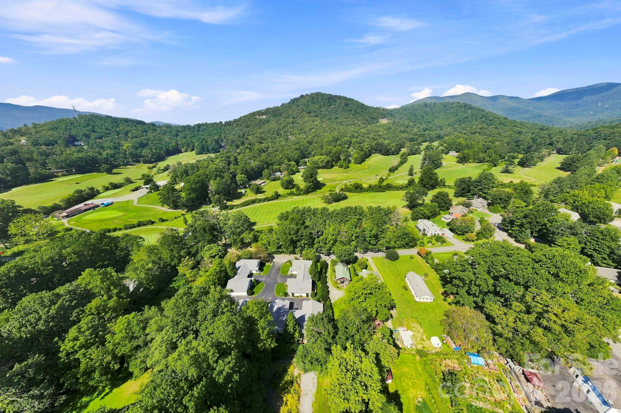 Aerial of townhome and golf course - 8A Bent Grass Court, Black Mountain