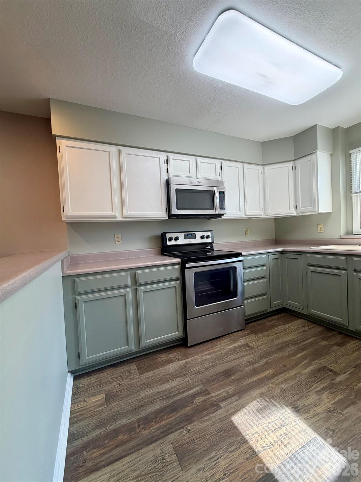 Condominium at 22 Willow Tree Run, Asheville, photo 12 of 45