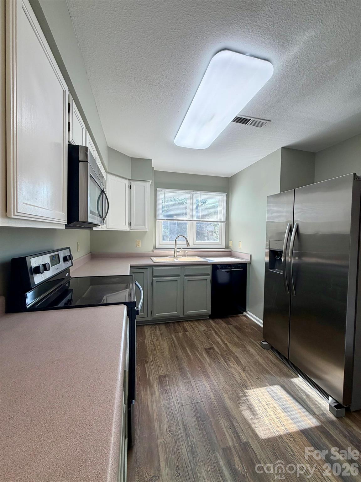 Condominium at 22 Willow Tree Run, Asheville, photo 14 of 45