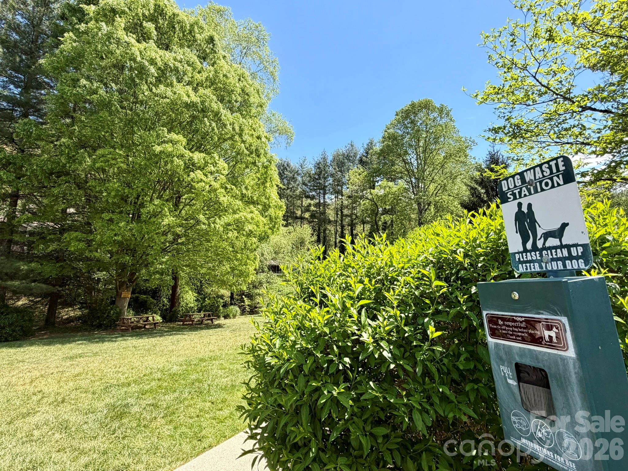 Condominium at 22 Willow Tree Run, Asheville, photo 38 of 45