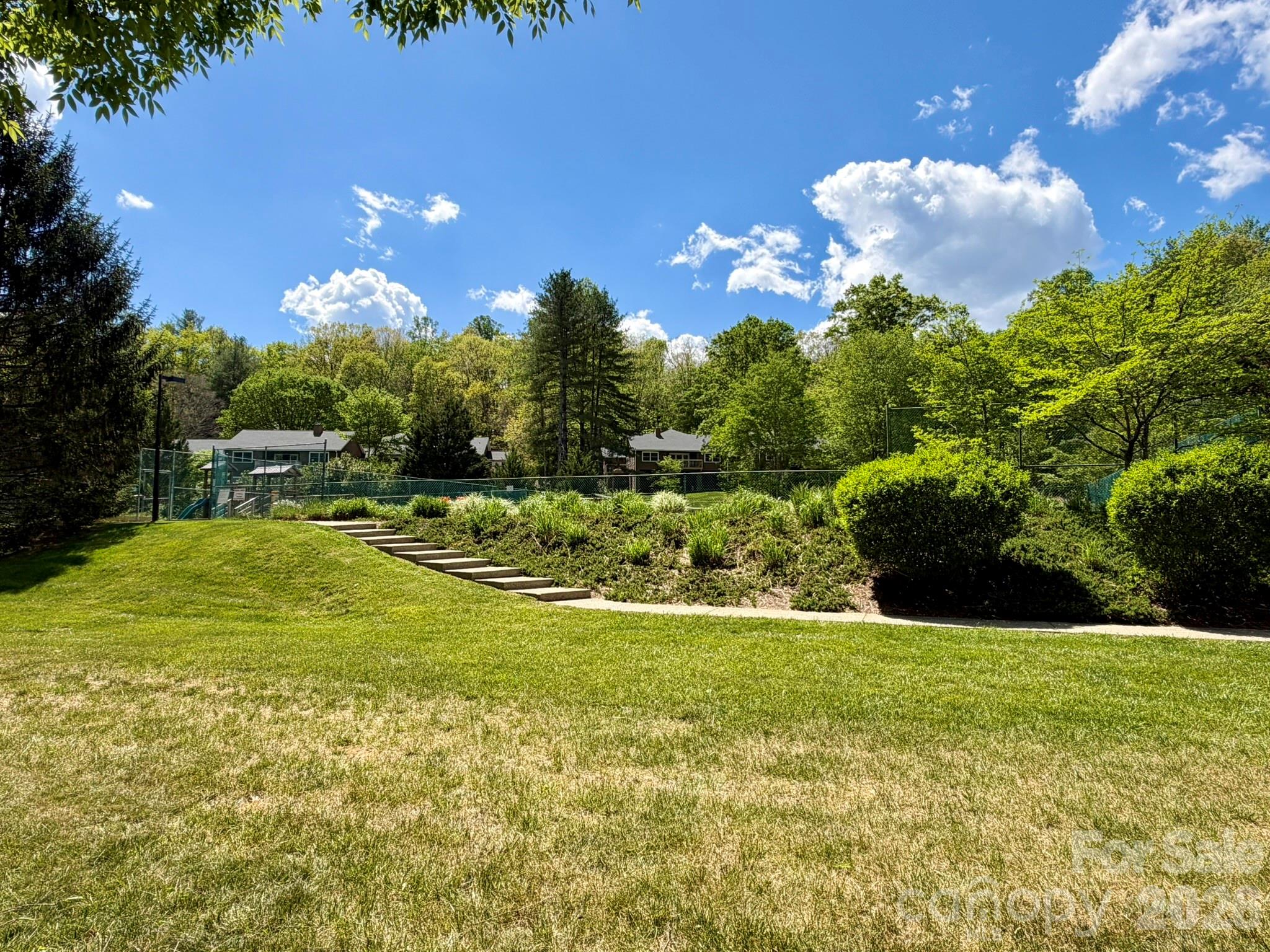Condominium at 22 Willow Tree Run, Asheville, photo 41 of 45