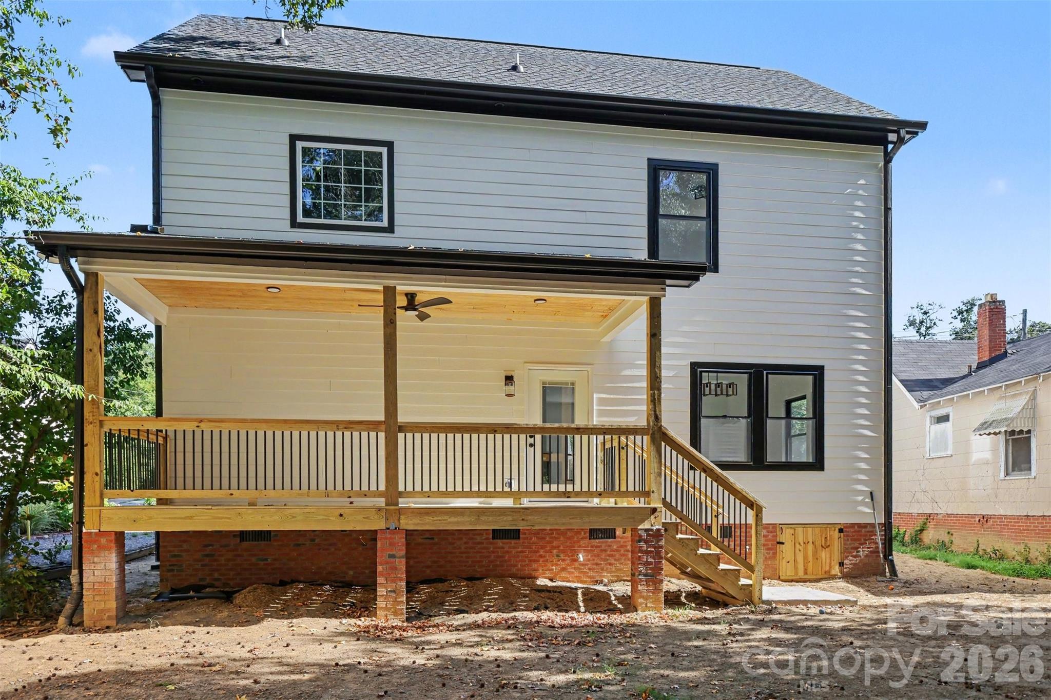 Single Family Residence at 638 E Black Street, Rock Hill, photo 26 of 31