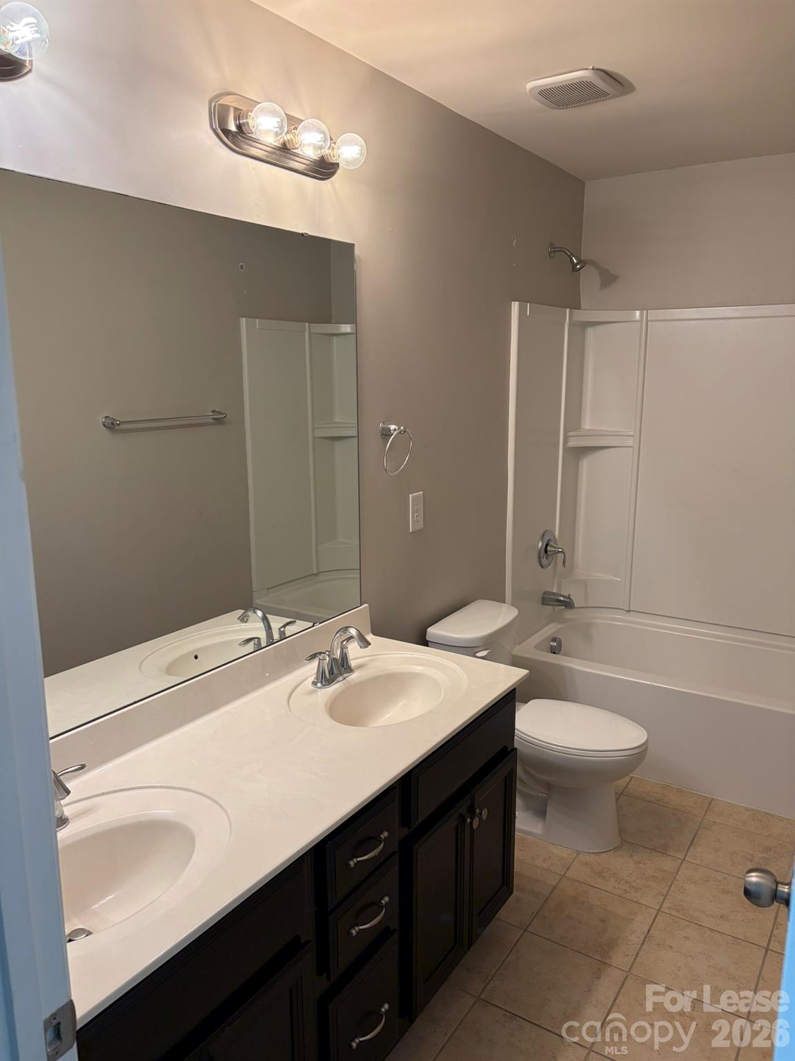 Single Family Residence at 2679 Southern Trace Drive, Waxhaw, photo 22 of 29