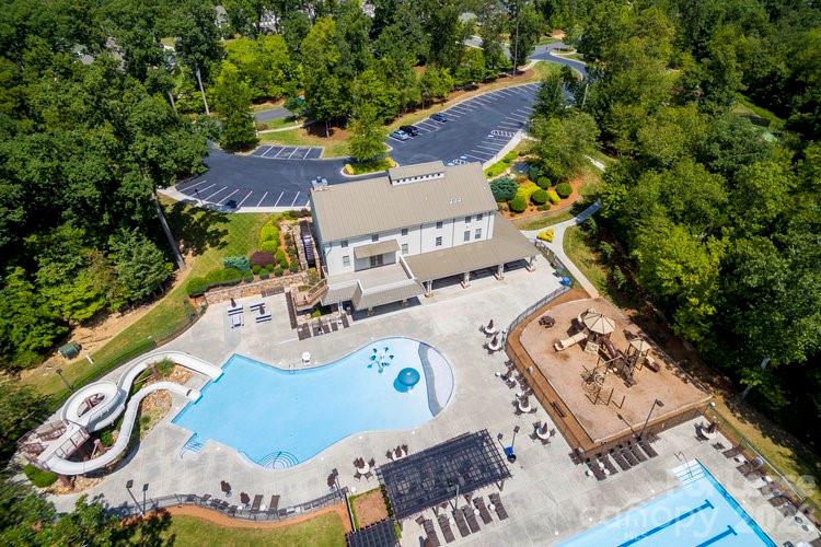 Single Family Residence at 2679 Southern Trace Drive, Waxhaw, photo 28 of 29