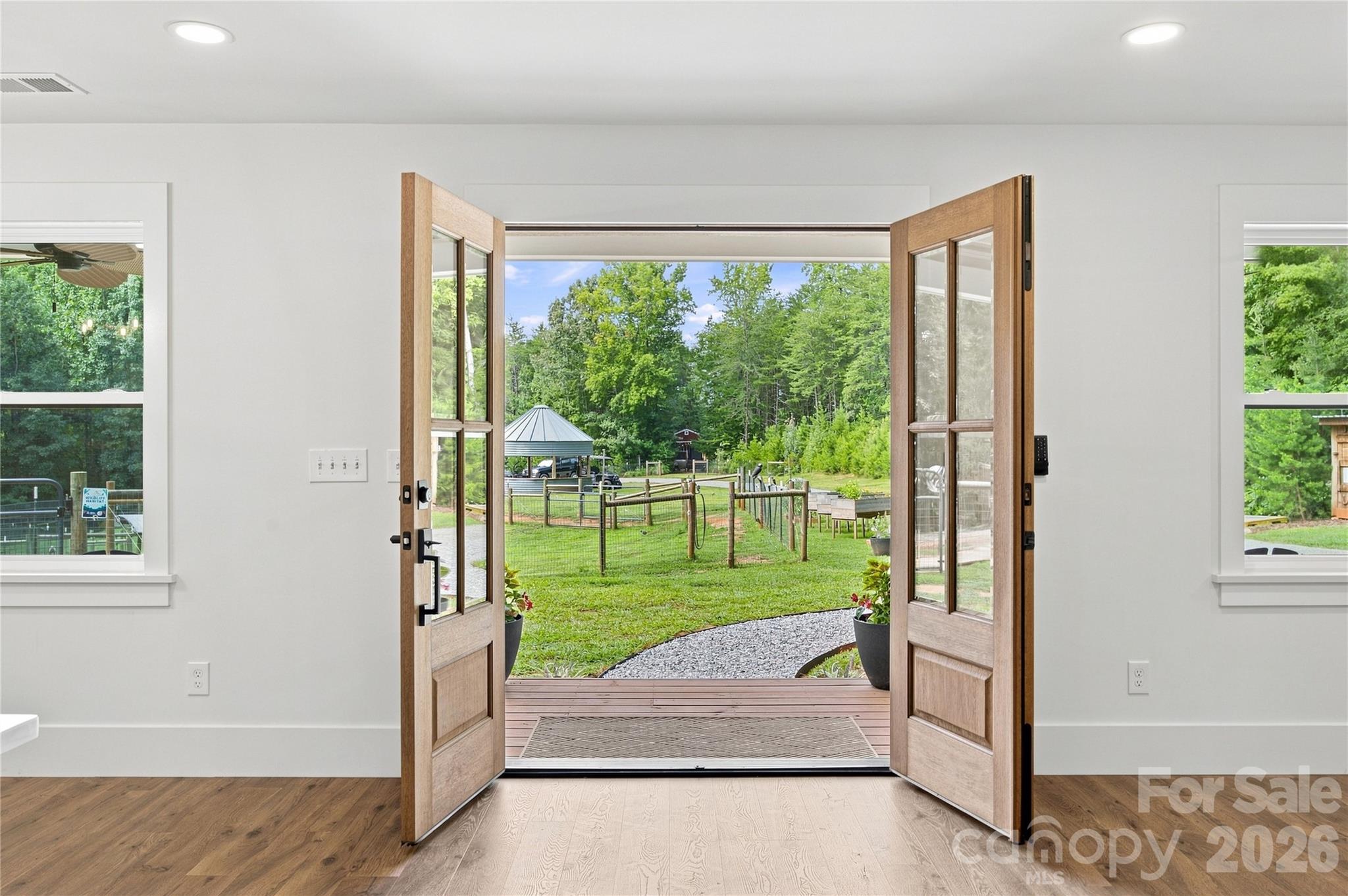 Pastoral Views - 5663 Mundy Road, Denver