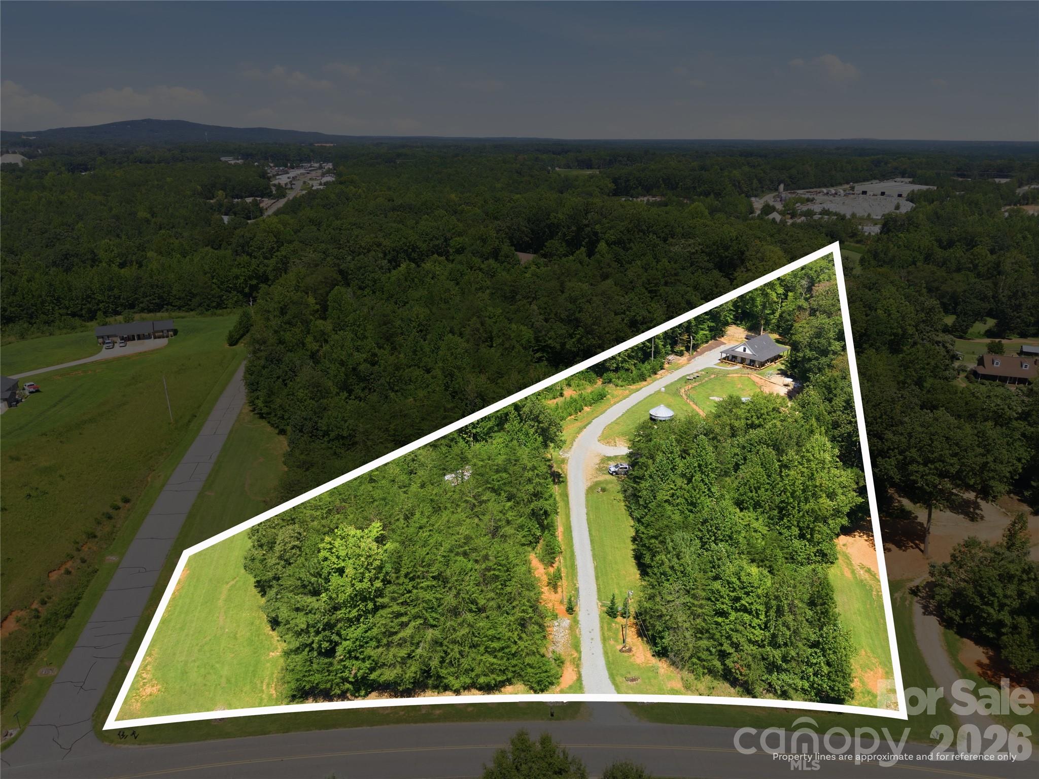 Almost 5 acres of privacy - 5663 Mundy Road, Denver