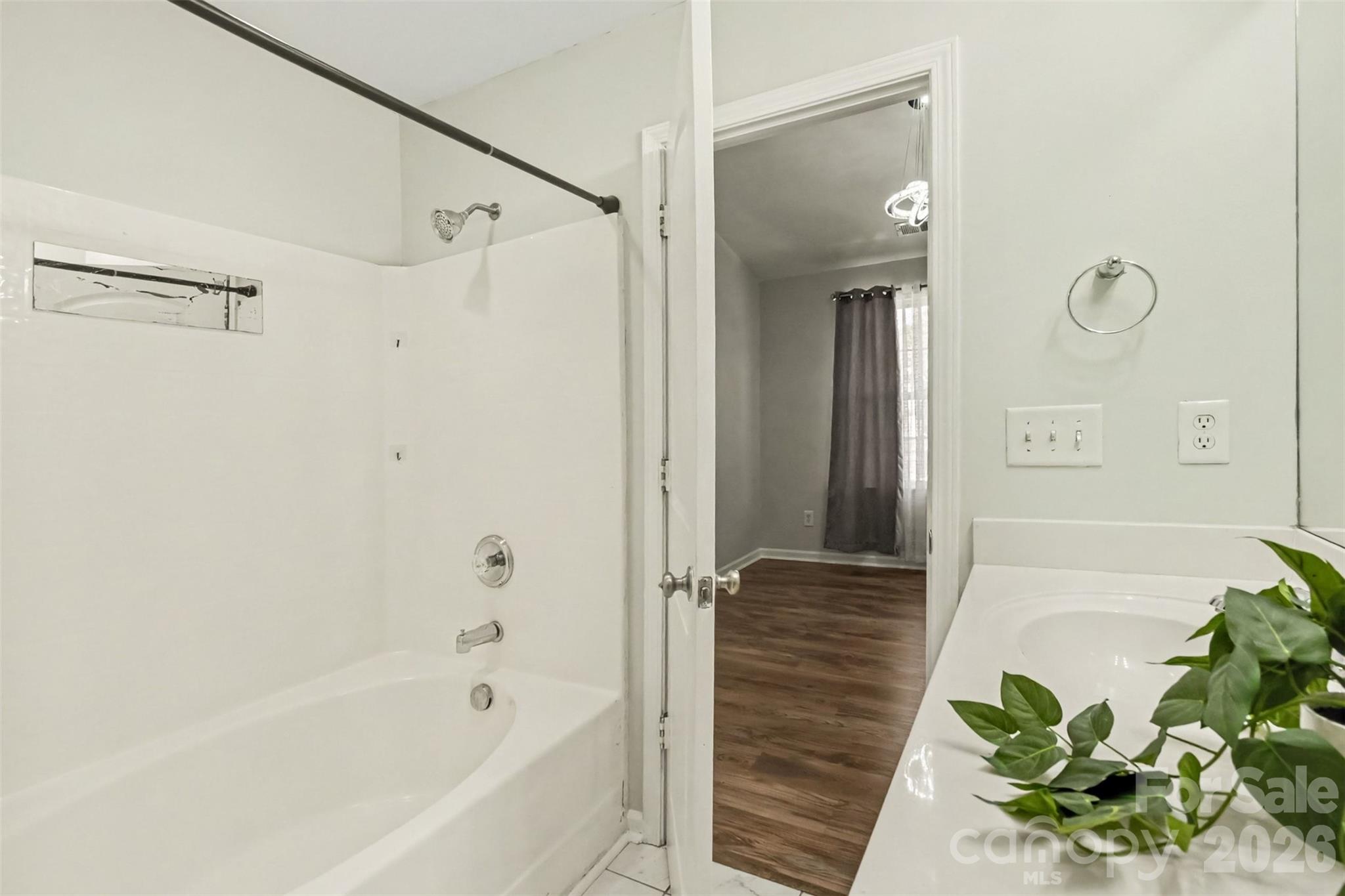 Townhouse at 8033 Willow Branch Drive, Waxhaw, photo 14 of 25