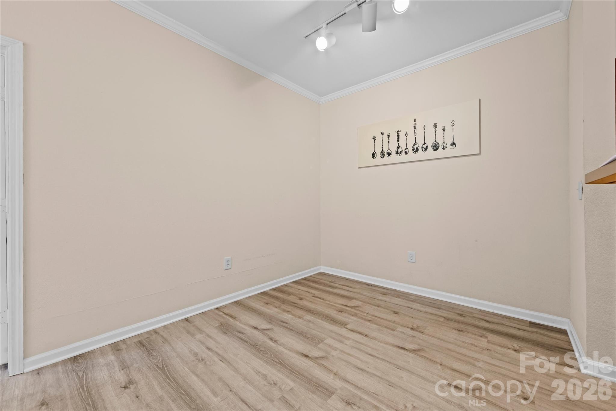 Condominium at 100 Vista Lake Drive, Candler, photo 12 of 33