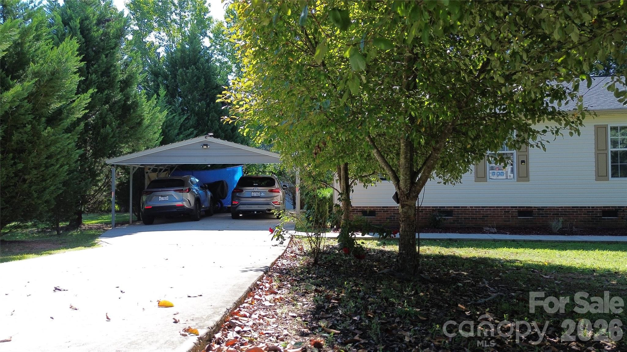 Single Family Residence at 109 Grand Acres Lane, Maiden, photo 20 of 22
