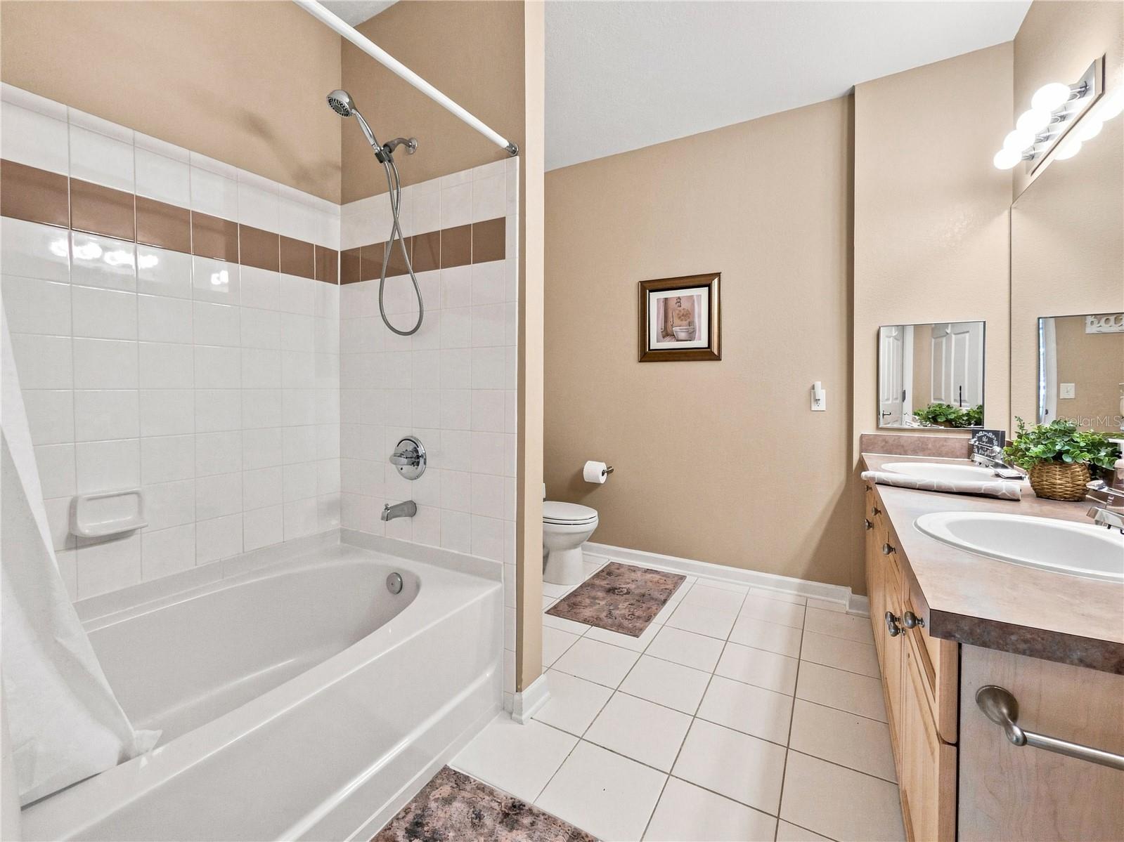 secondary bathroom - 102 TERRACE RIDGE CIR #102, DAVENPORT