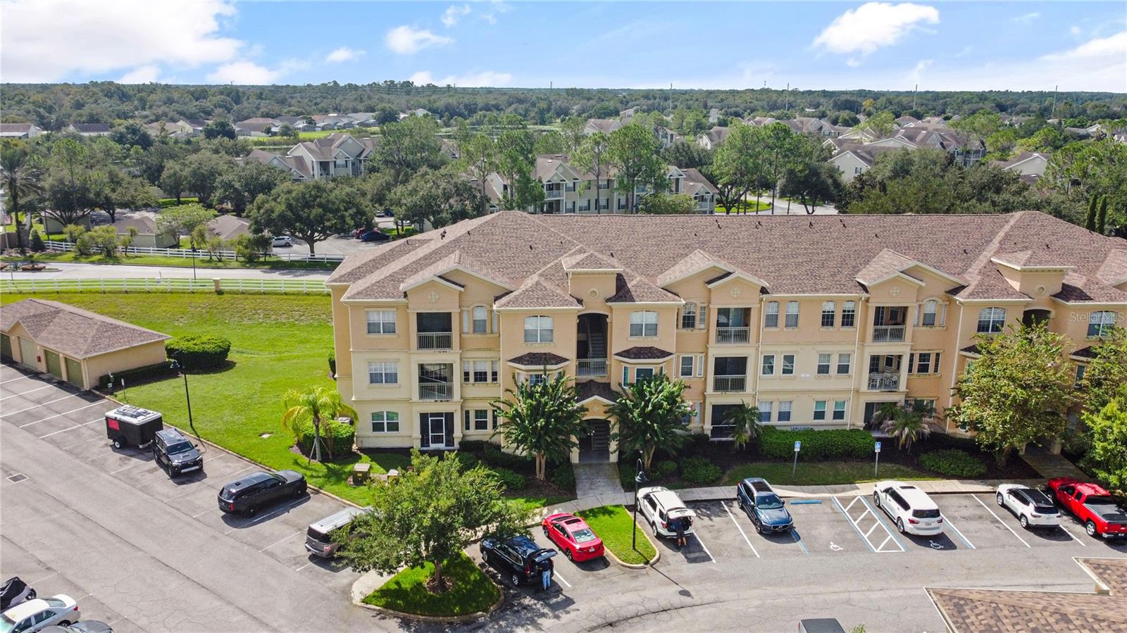 Condominium at 102 TERRACE RIDGE CIR #102, DAVENPORT, photo 25 of 43