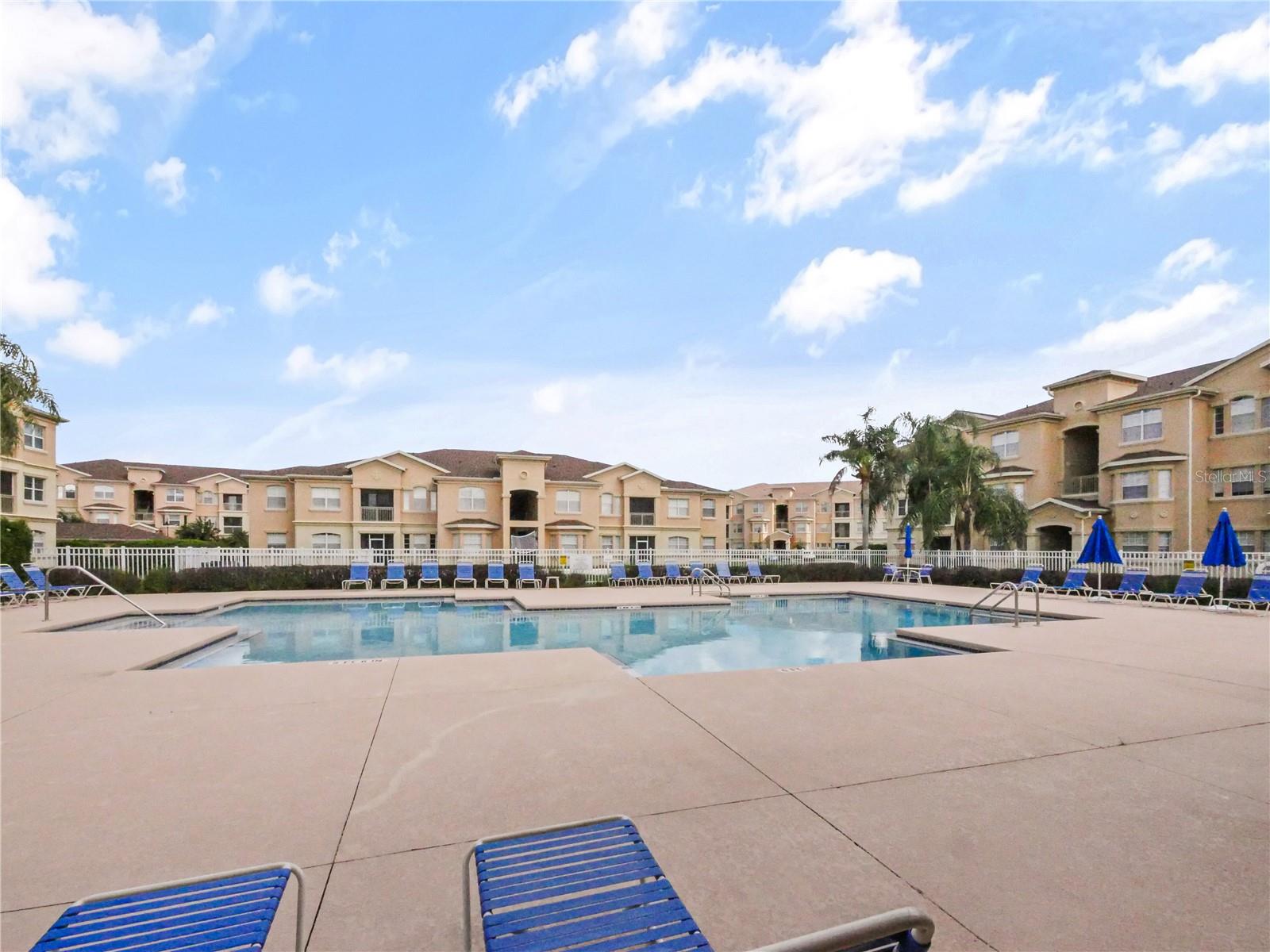 community pool - 102 TERRACE RIDGE CIR #102, DAVENPORT