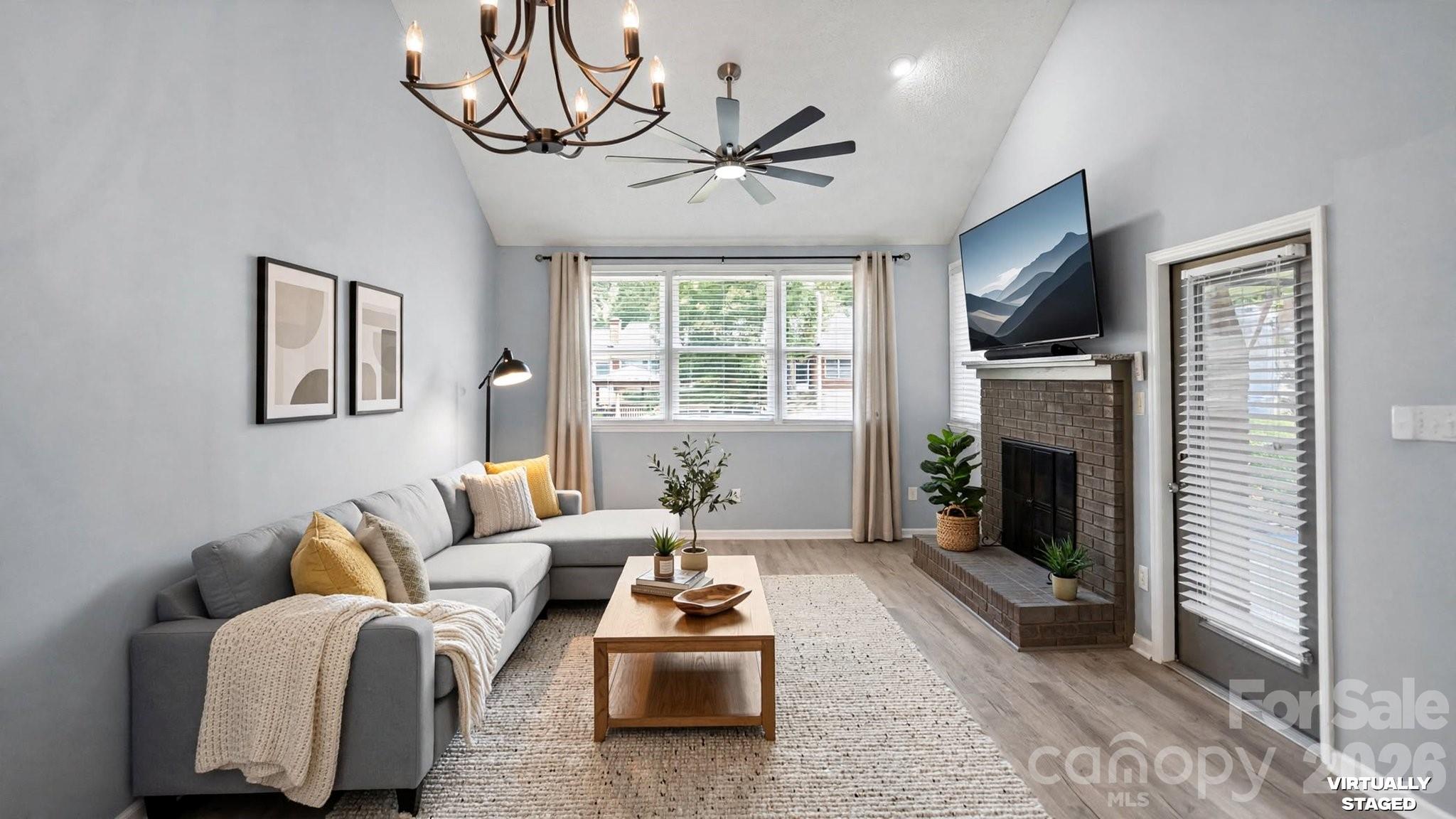 Family room with lots of natural light - 19942 Oak Leaf Circle, Cornelius