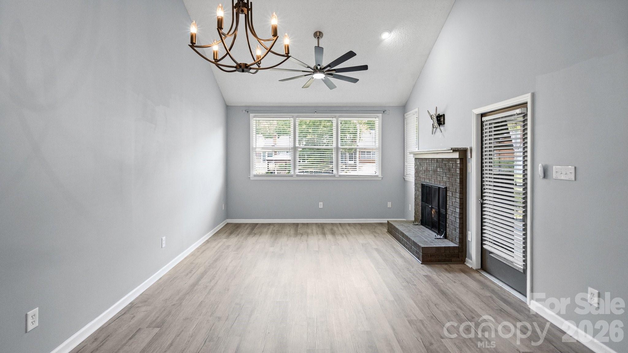 Townhouse at 19942 Oak Leaf Circle, Cornelius, photo 9 of 24