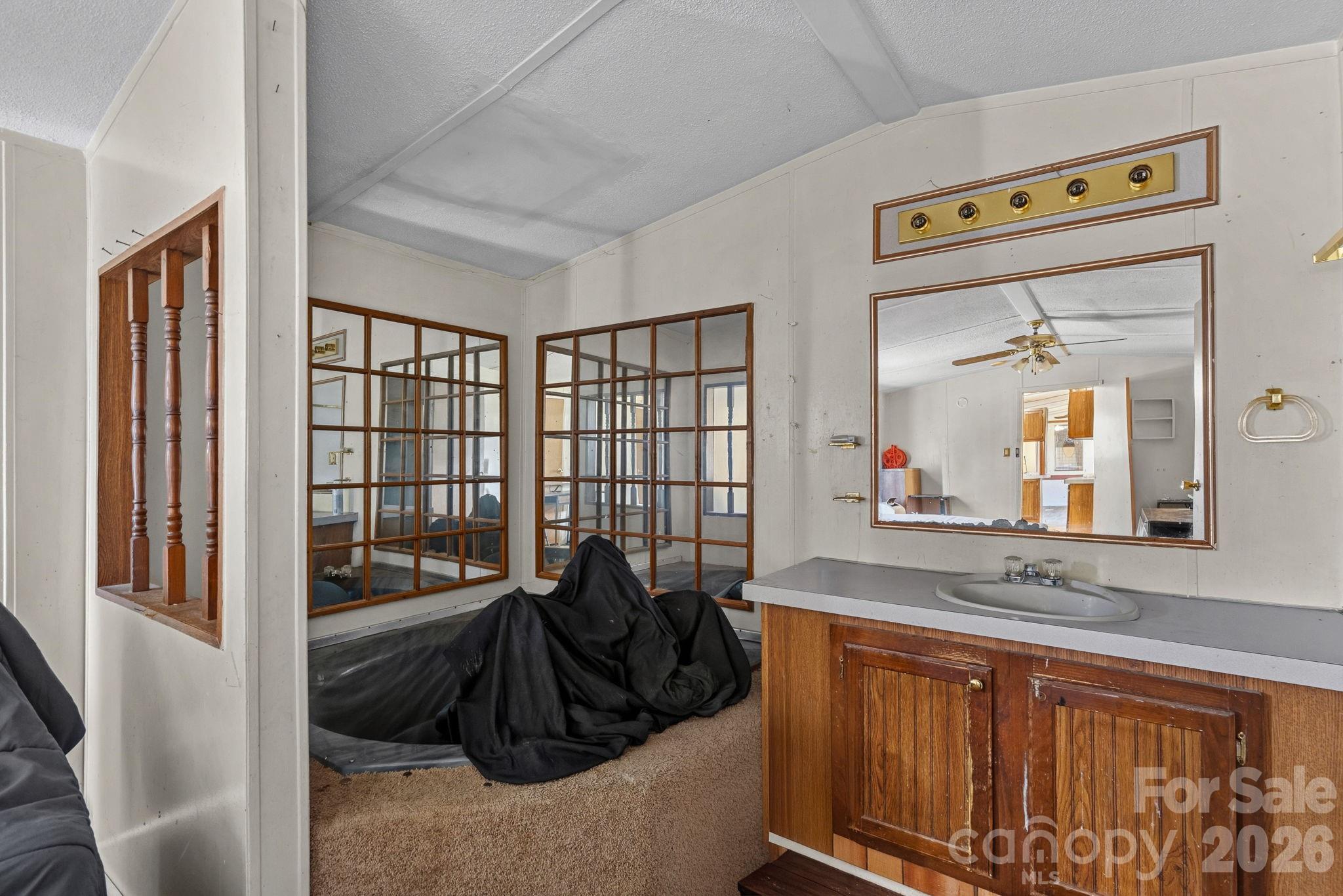 Single Family Residence at 1029 Cy Circle, Concord, photo 9 of 20