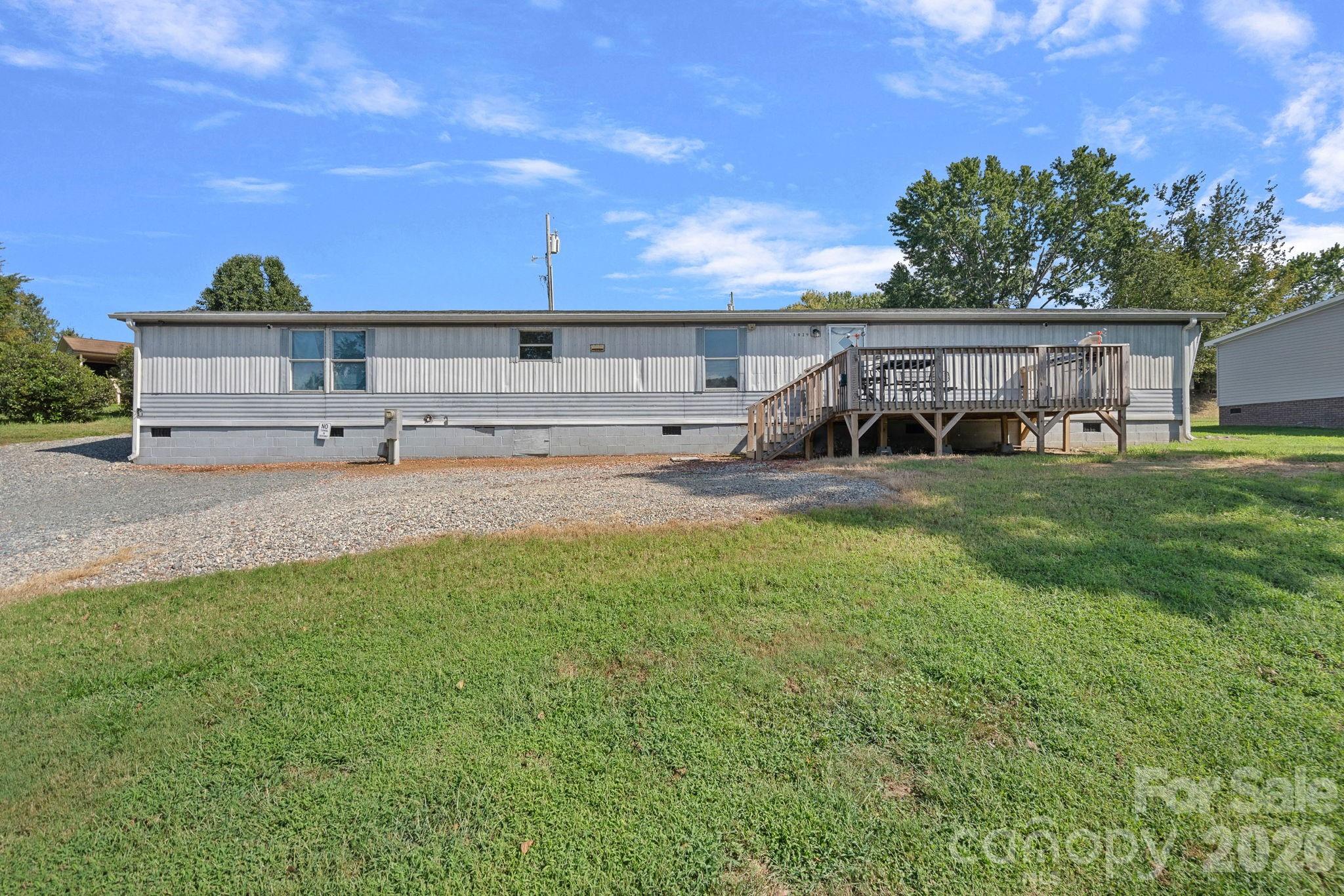 Single Family Residence at 1029 Cy Circle, Concord, photo 17 of 20