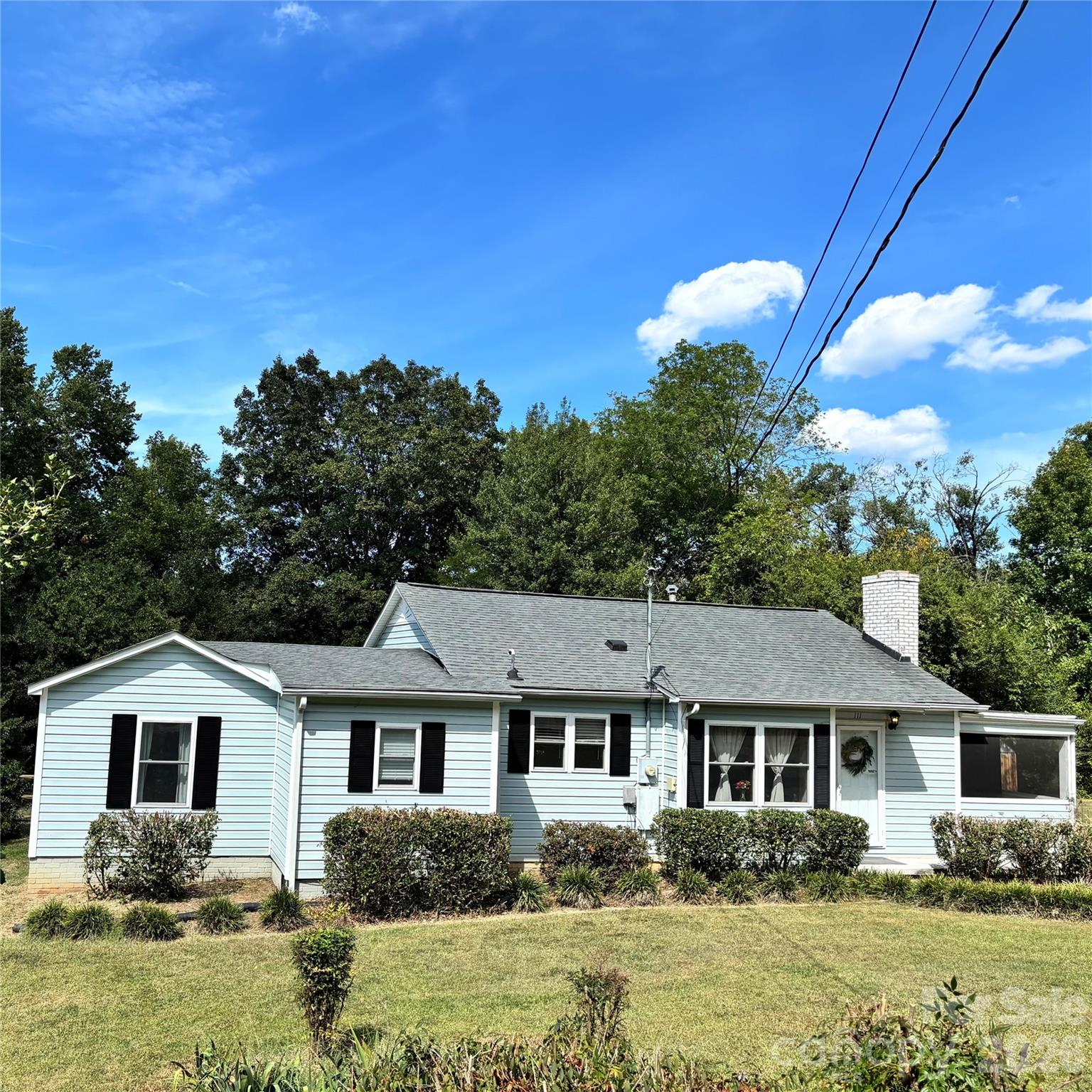 Single Family Residence at 111 Cove Avenue, Mount Holly, photo 2 of 32