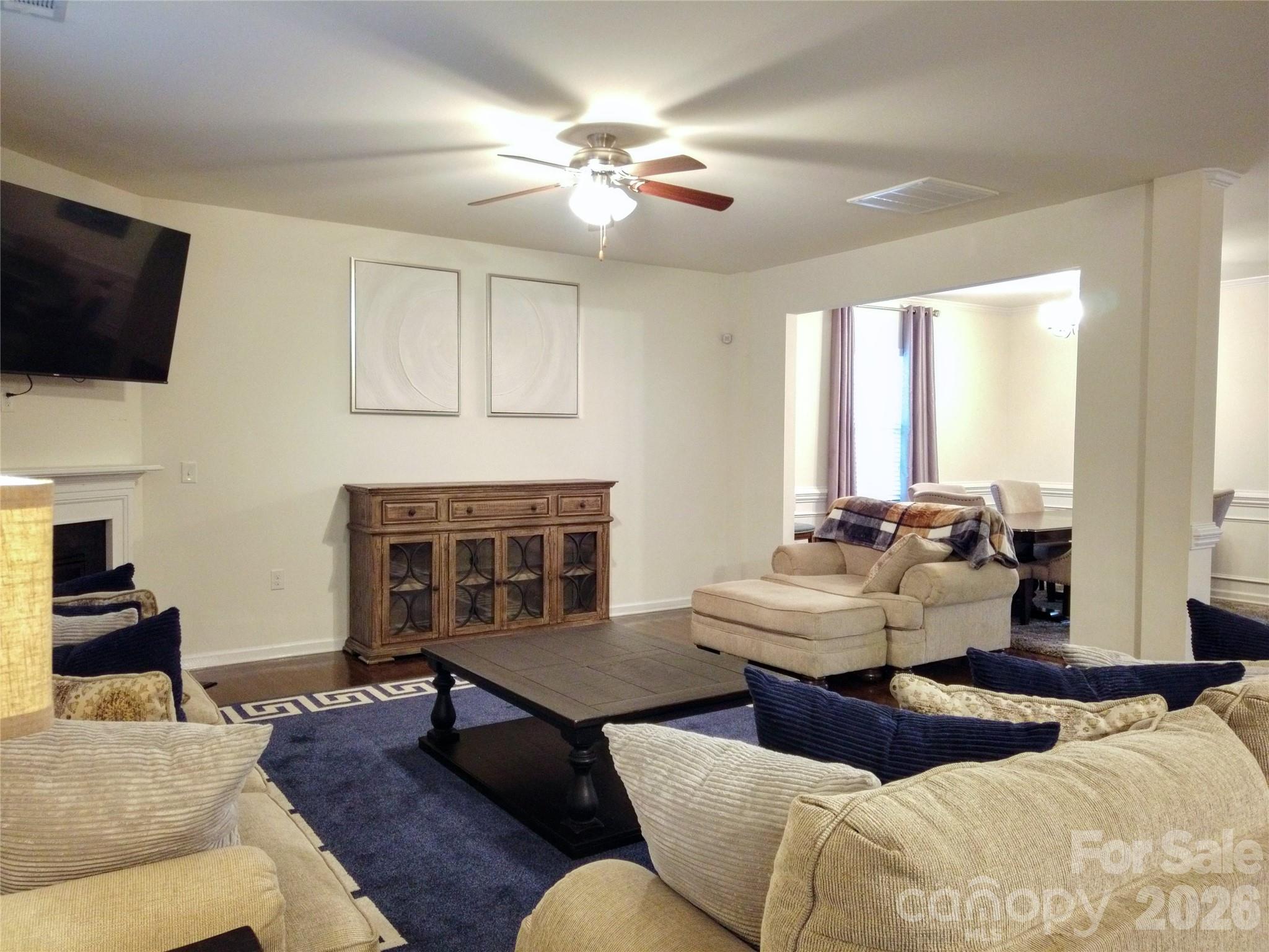 Single Family Residence at 113 Meadow Stream Drive, Mount Holly, photo 15 of 48