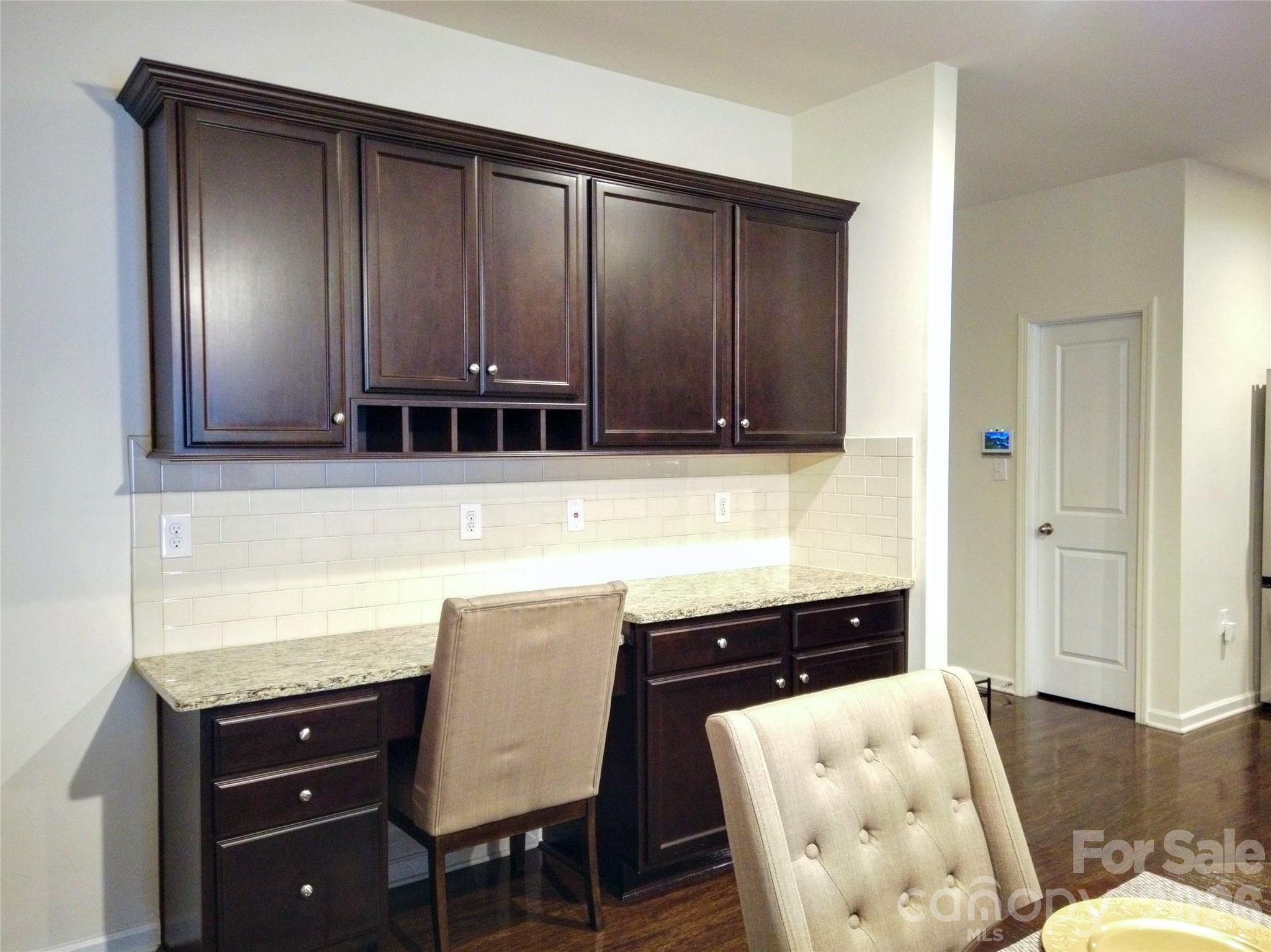 Single Family Residence at 113 Meadow Stream Drive, Mount Holly, photo 19 of 48