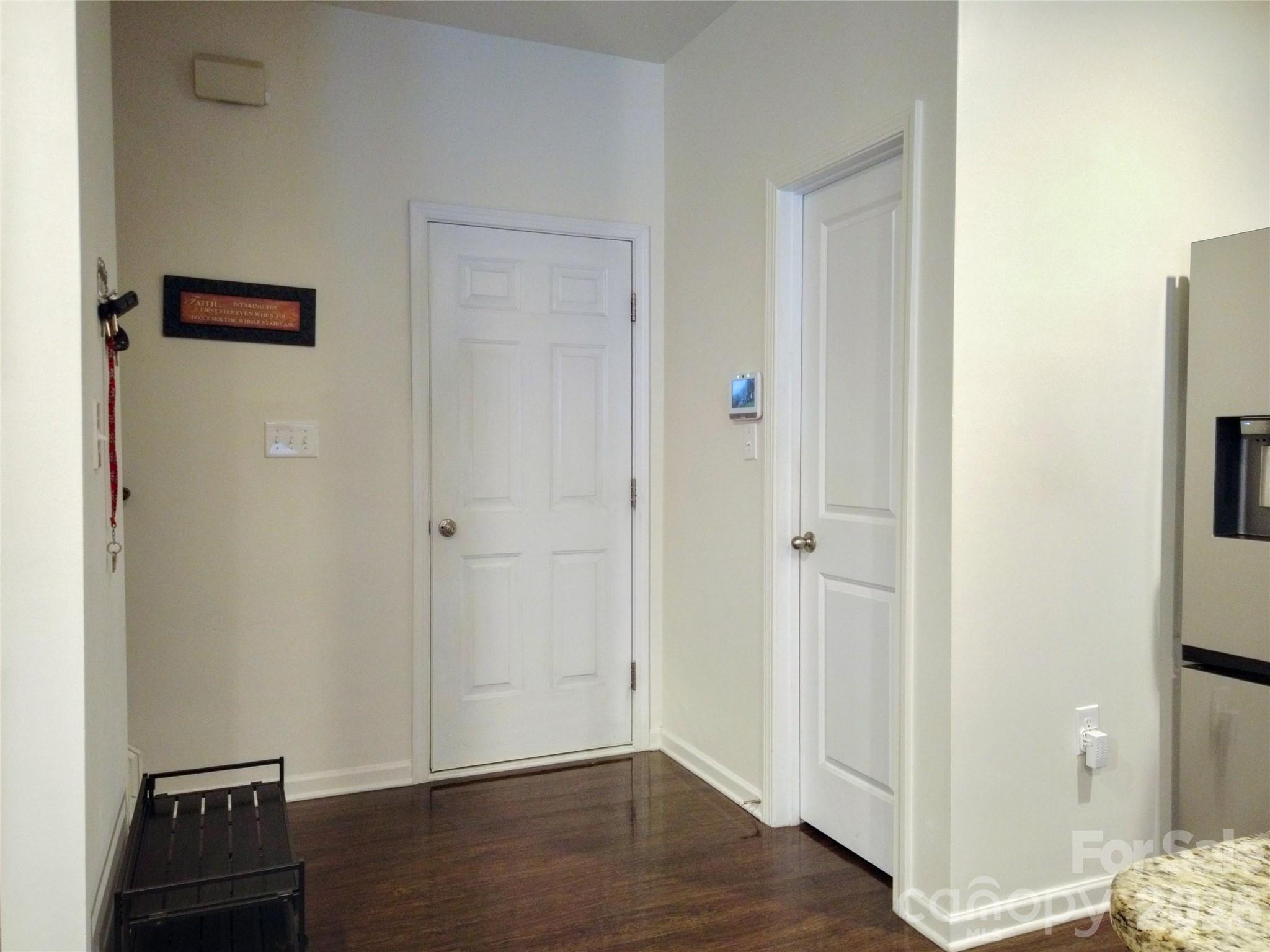 Single Family Residence at 113 Meadow Stream Drive, Mount Holly, photo 24 of 48