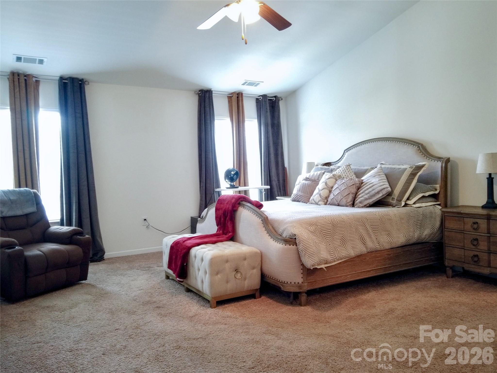 Single Family Residence at 113 Meadow Stream Drive, Mount Holly, photo 26 of 48