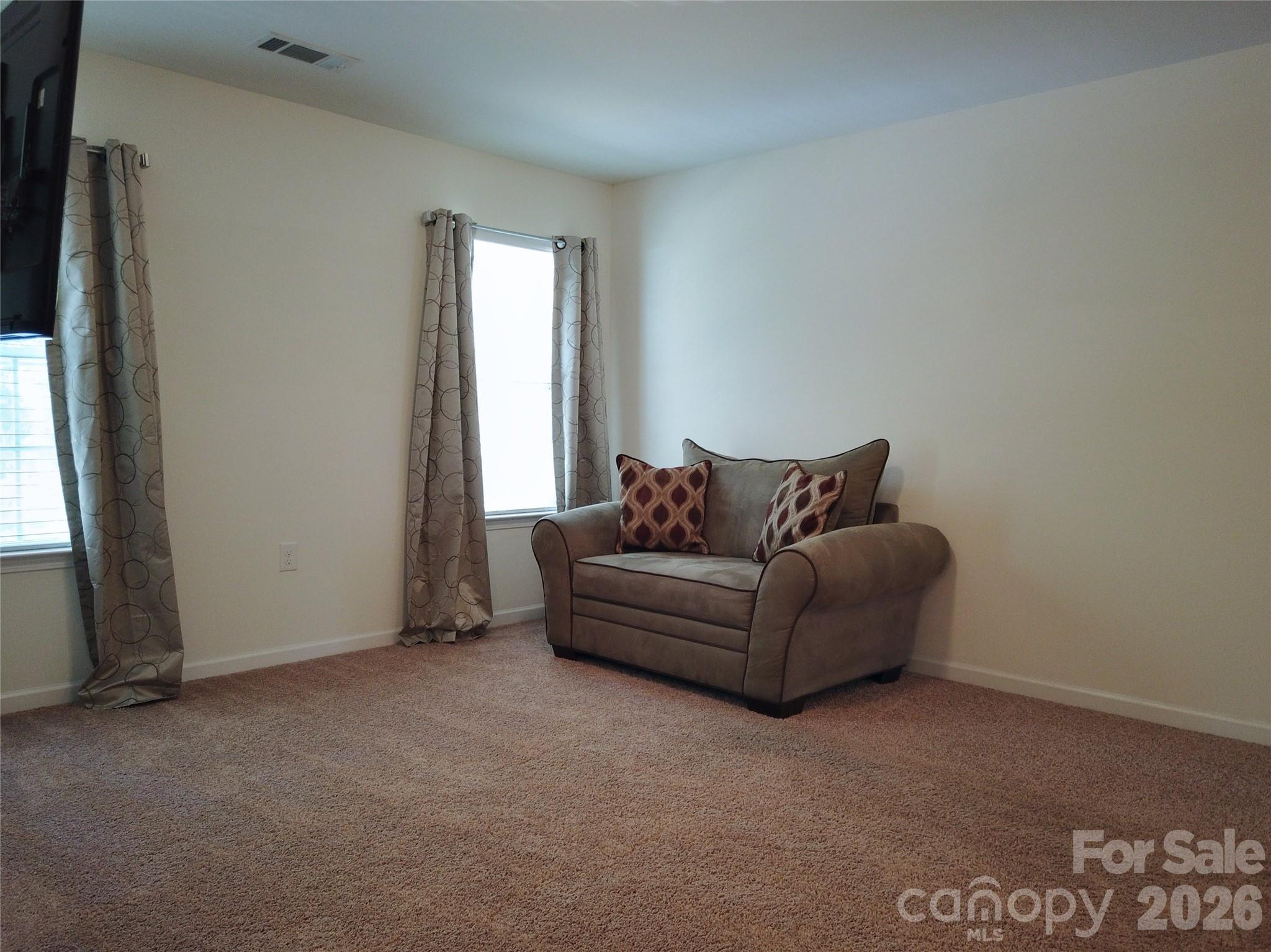 Single Family Residence at 113 Meadow Stream Drive, Mount Holly, photo 33 of 48